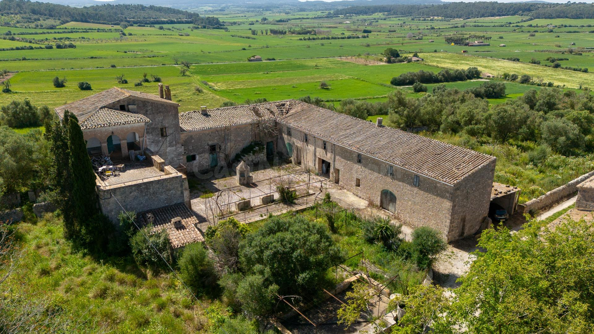 Posesión mallorquina en venta en Pina