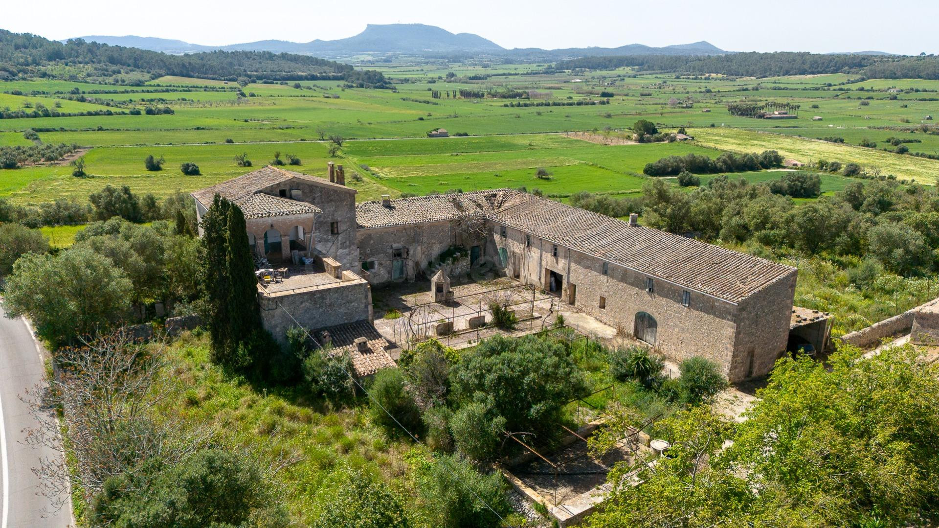 Posesión mallorquina en venta en Pina - foto 5