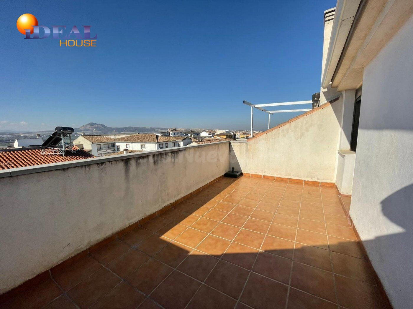 Ático dúplex en Alhendín - foto 4