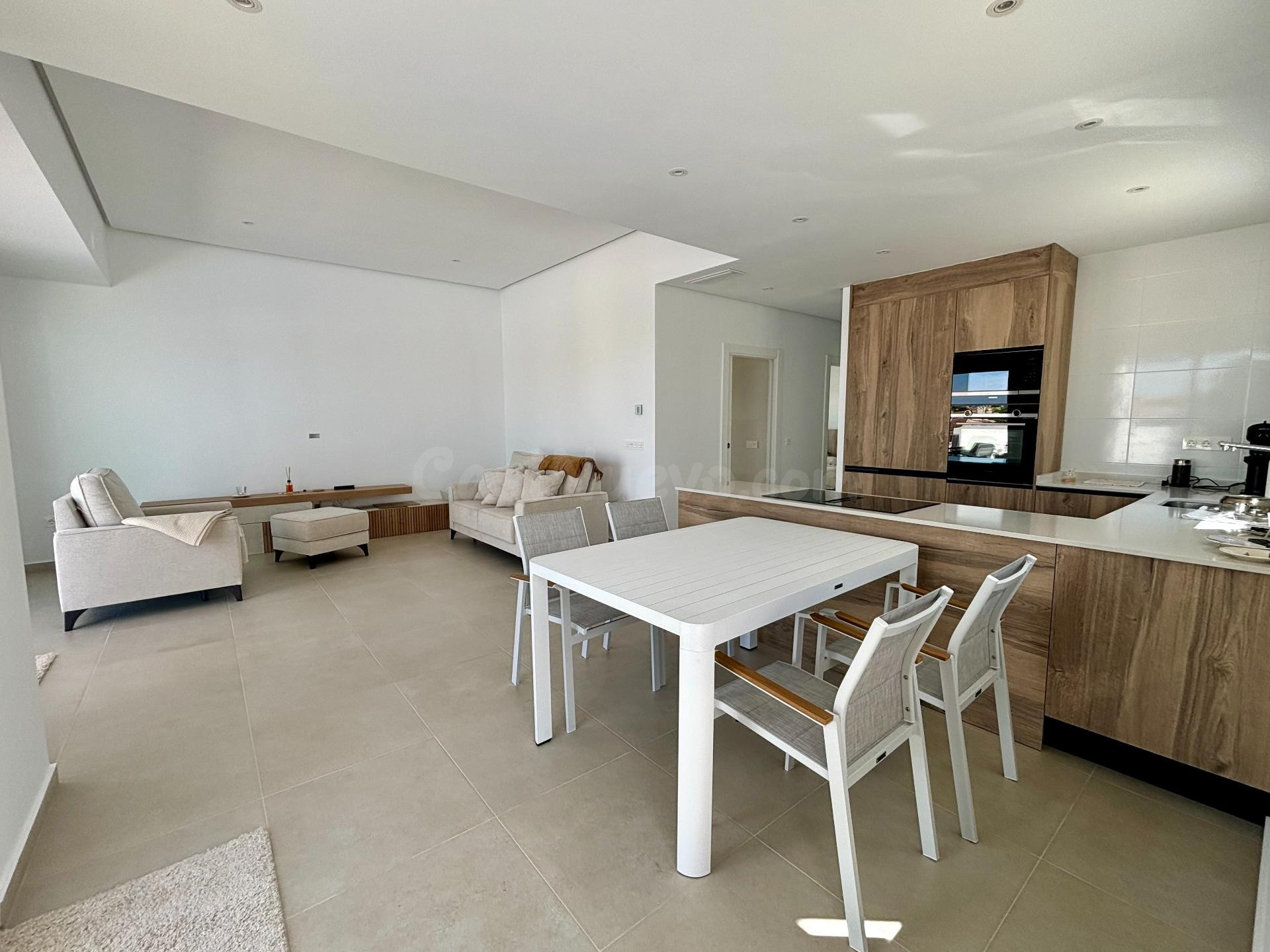 Villa de una planta con 3 dormitorios con piscina privada a  - foto 4