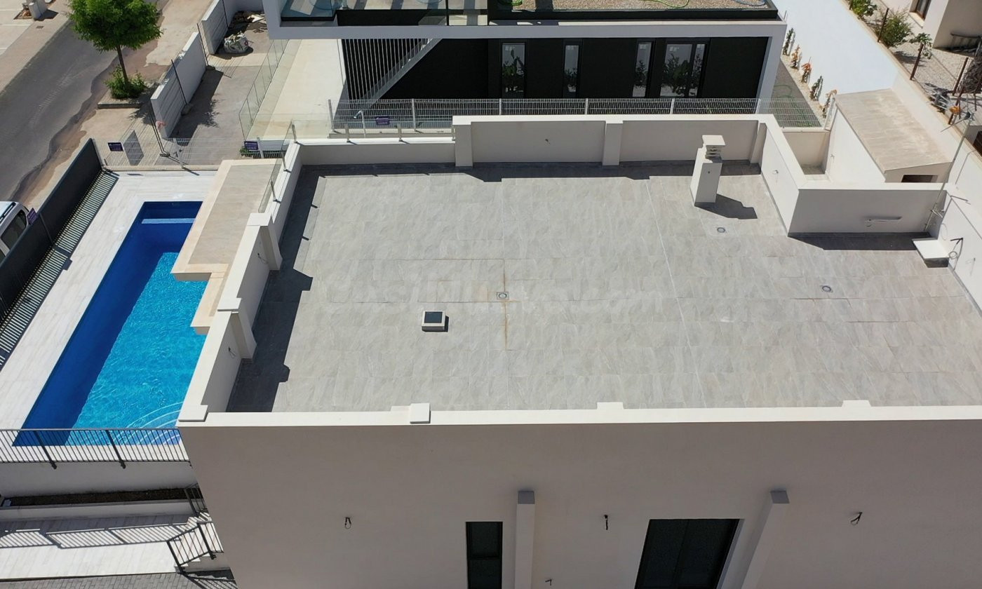 MAGNIFICA VILLA DE NUEVA CONSTRUCCIÓN EN UN nivel EN POLOP - foto 4