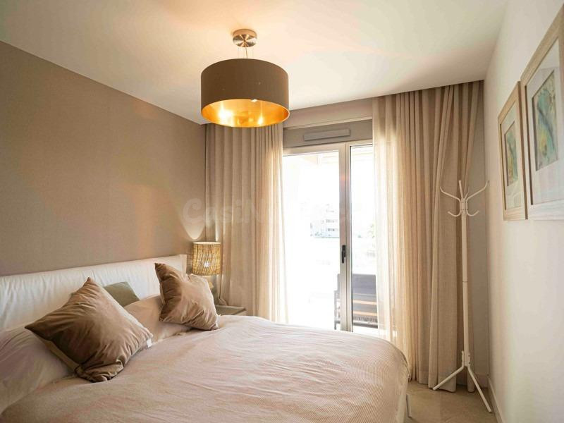 Vive junto al golf: amplio piso con terraza de 24 m2 y pisci - foto 4