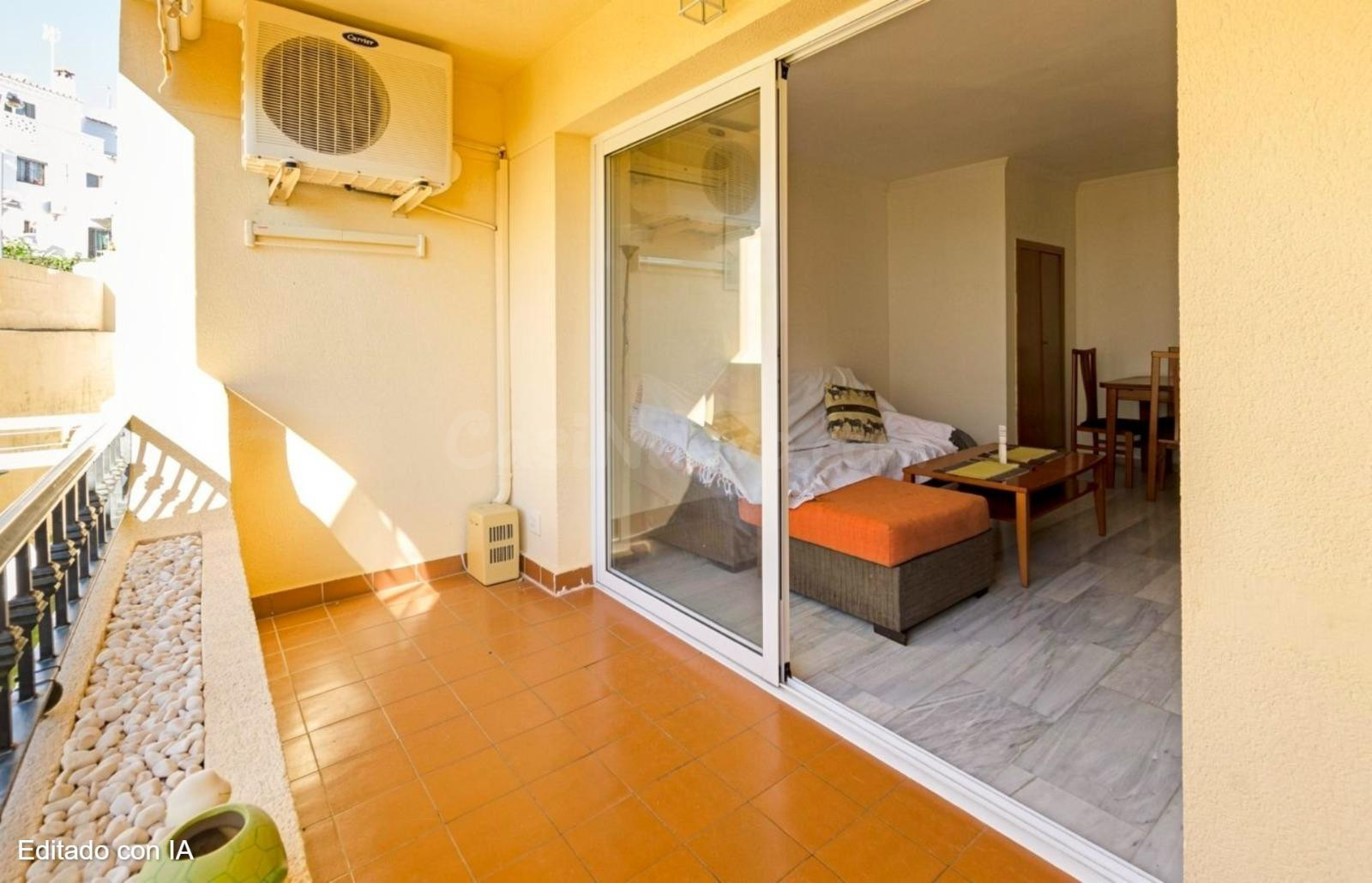 Excelente piso-dúplex con 2 dormitorios, baño y aseo. Plaza  - foto 4