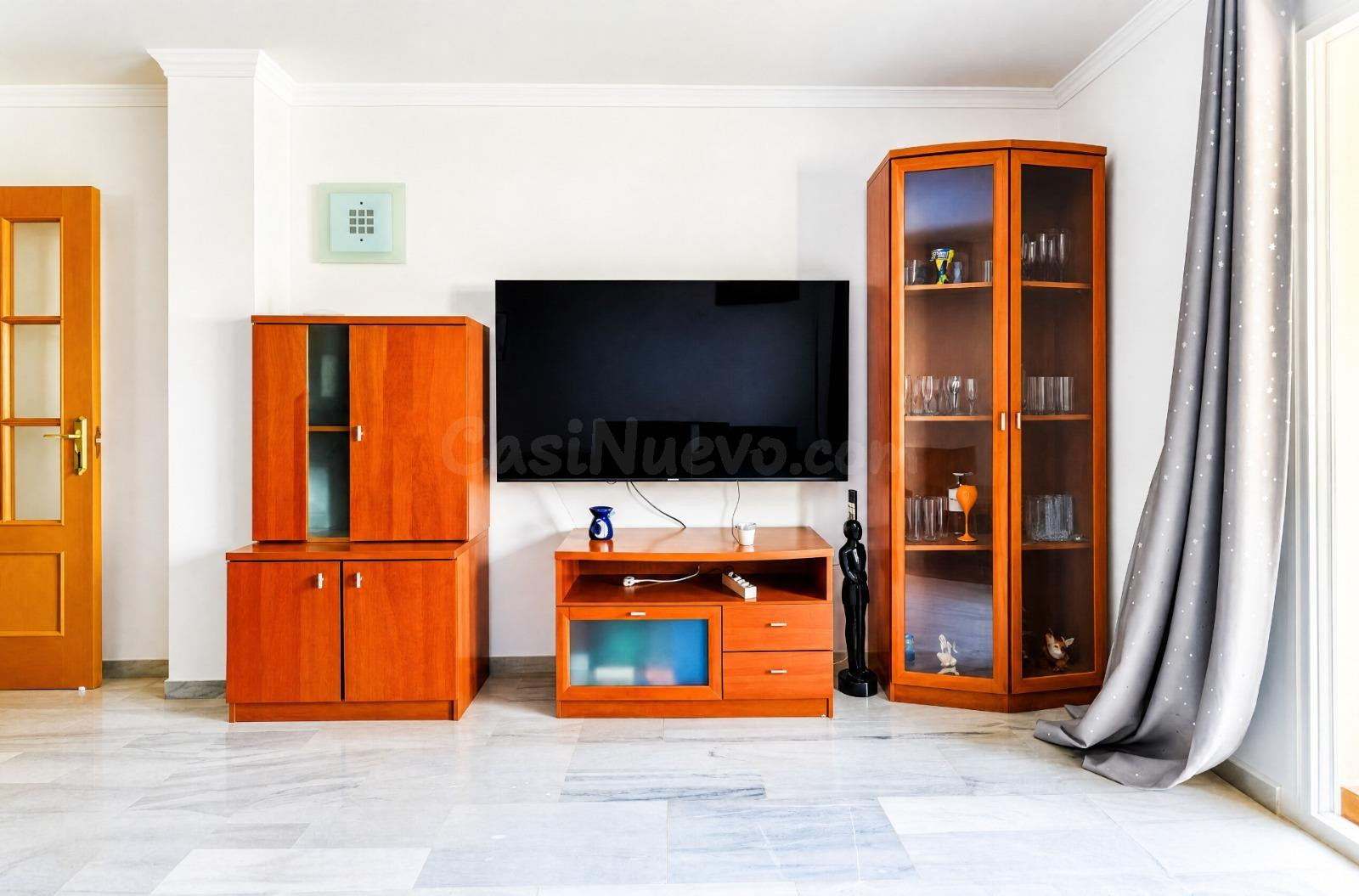 Excelente piso-dúplex con 2 dormitorios, baño y aseo. Plaza  - foto 5