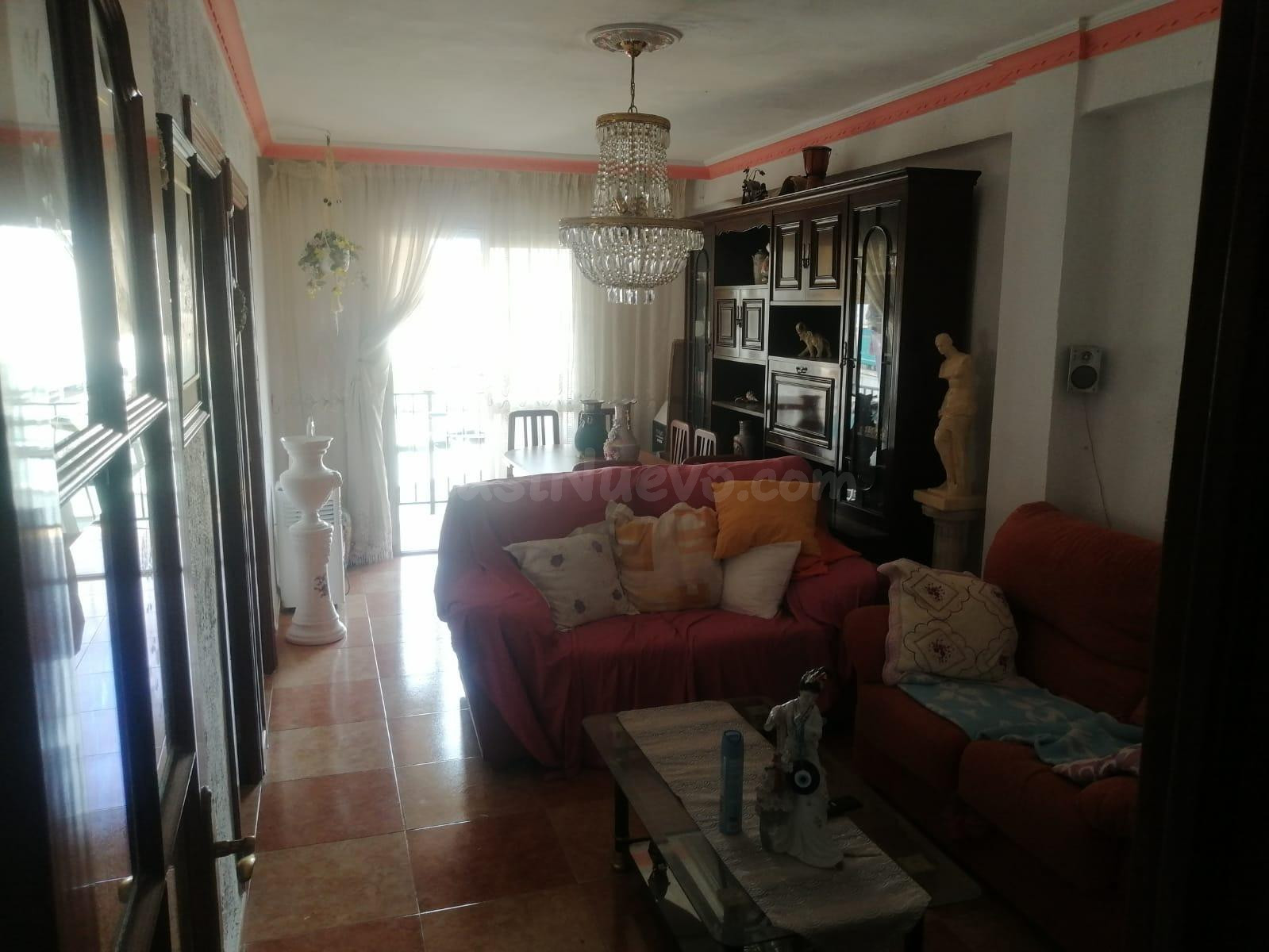 ESTUPENDA OPORTUNIDAD PARA VIVIR O INVERTIR - foto 2