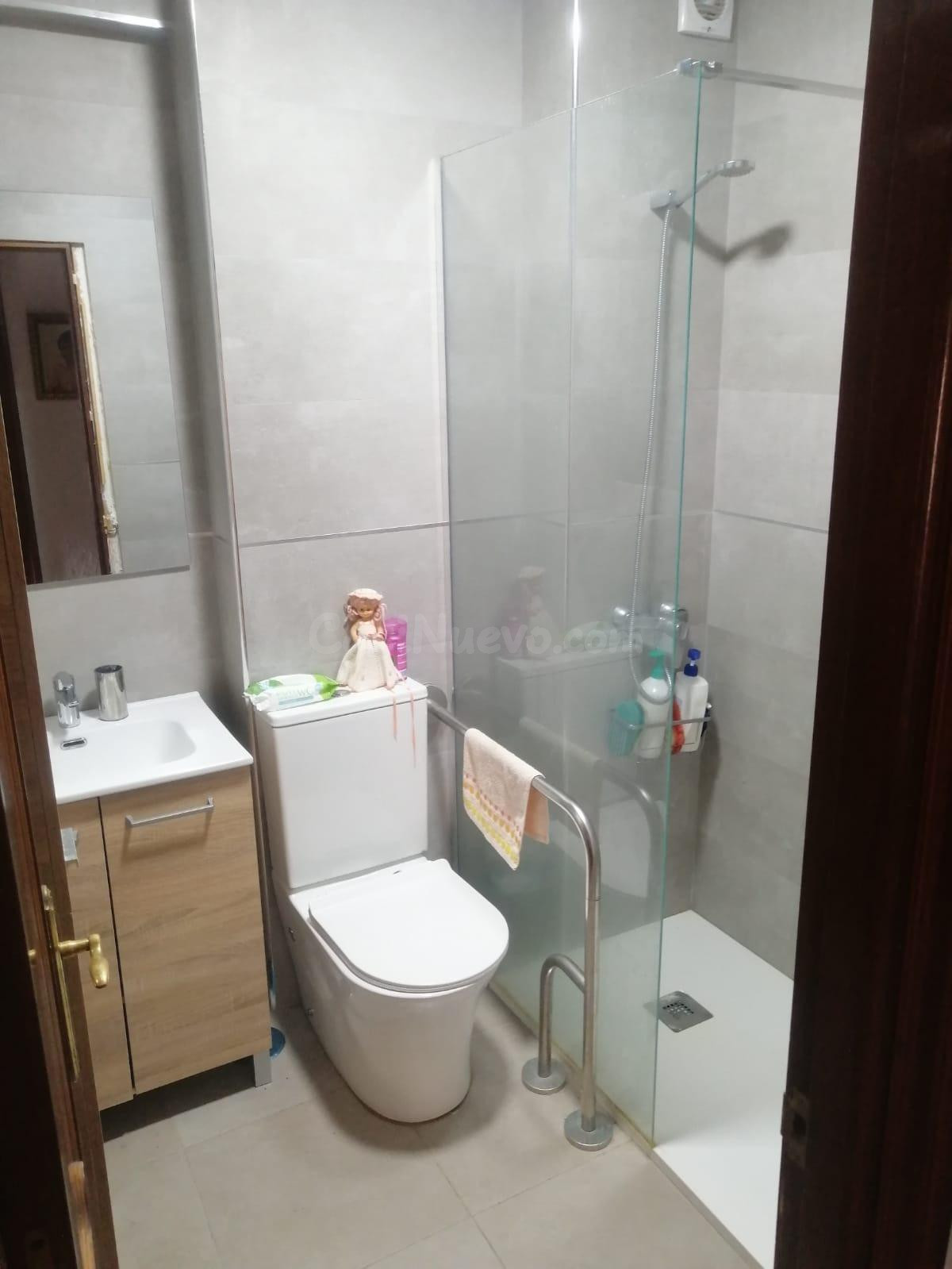 ESTUPENDA OPORTUNIDAD PARA VIVIR O INVERTIR - foto 4
