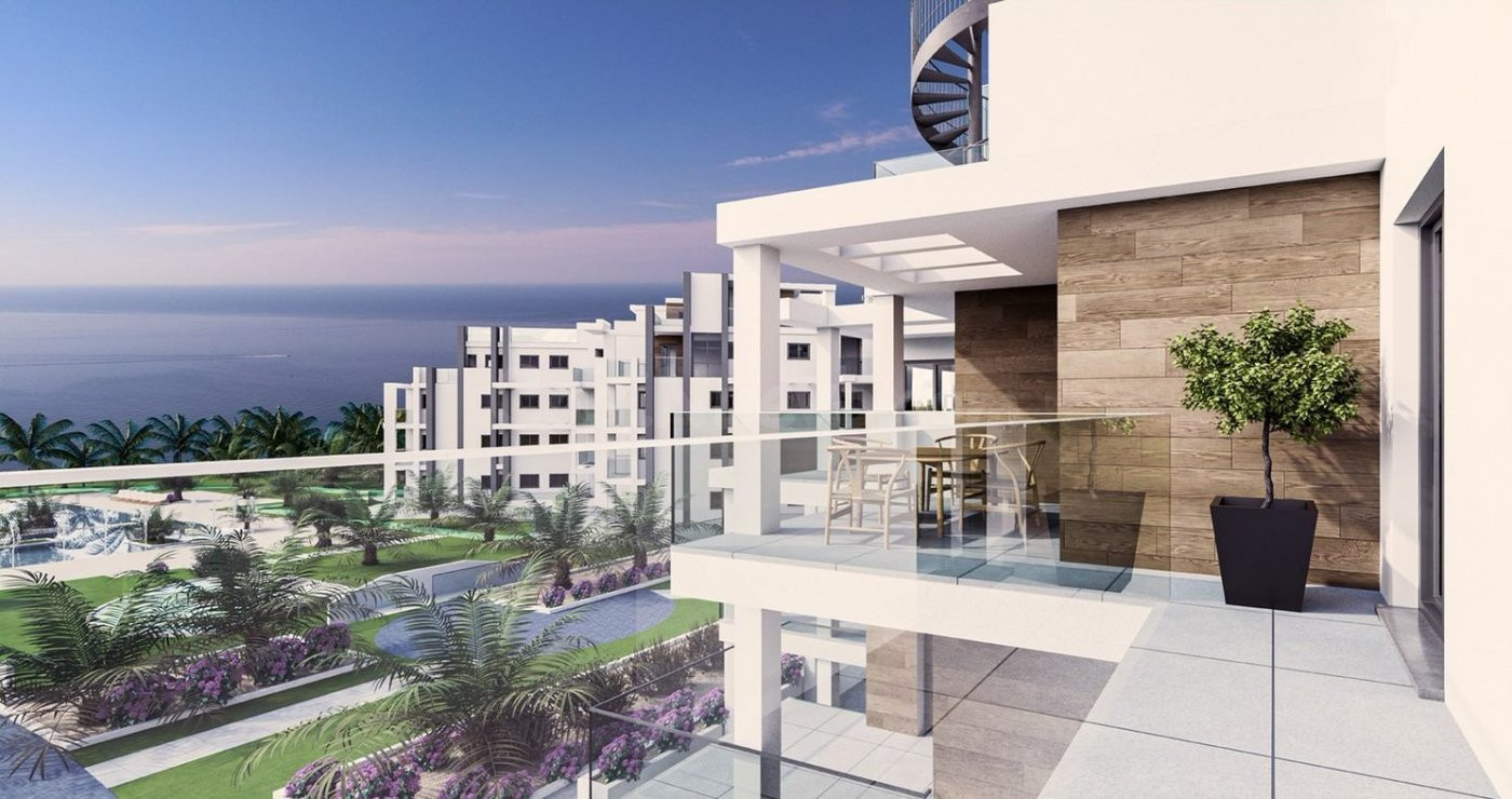 VIVIENDA MEDITERRANEA A ESCASOS METROS DEL MAR