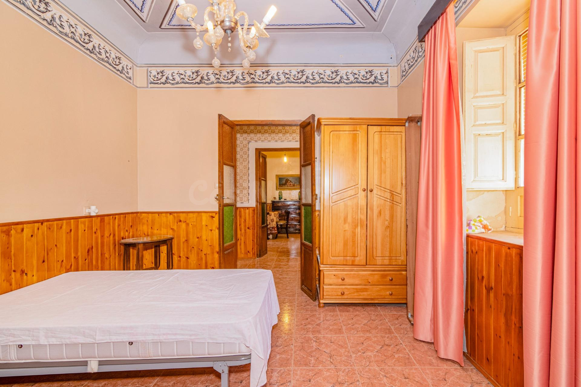 Gran casa de pueblo con terreno, en Ambroz (1260 m2 de parce - foto 4