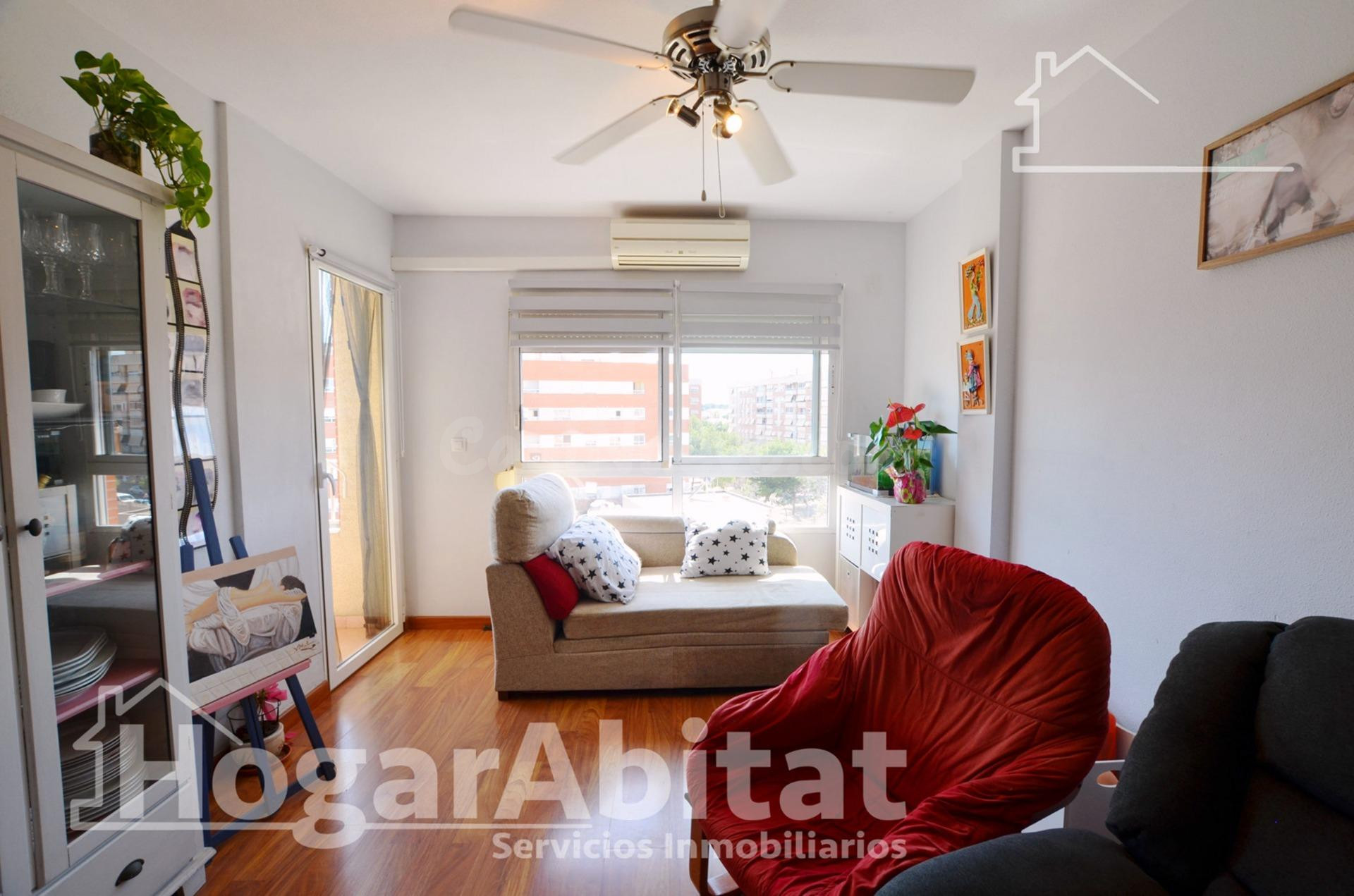 AMPLIO Y EXTERIOR CON PISCINA, GARAJE Y TRASTERO - foto 4