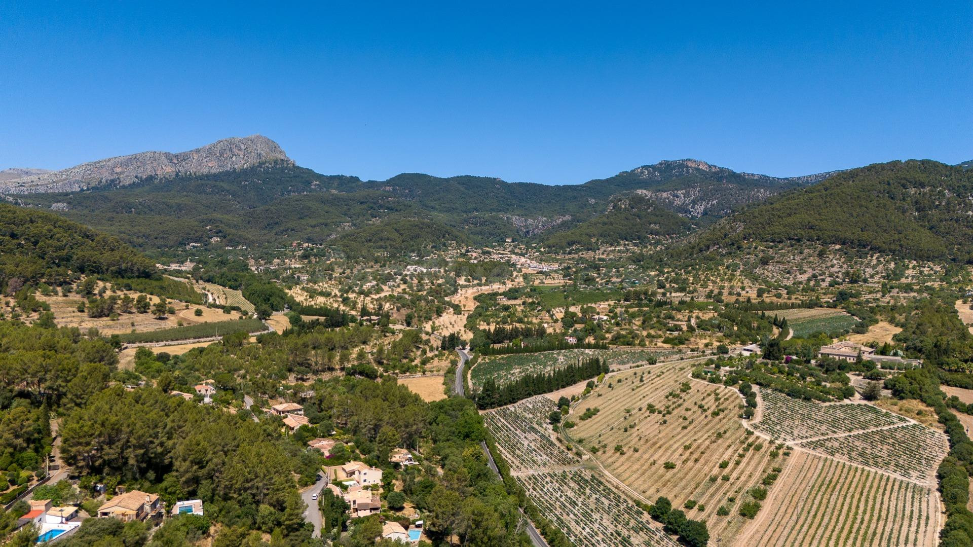 Solar urbano en venta en Son Serralta (Puigpunyent) - foto 2