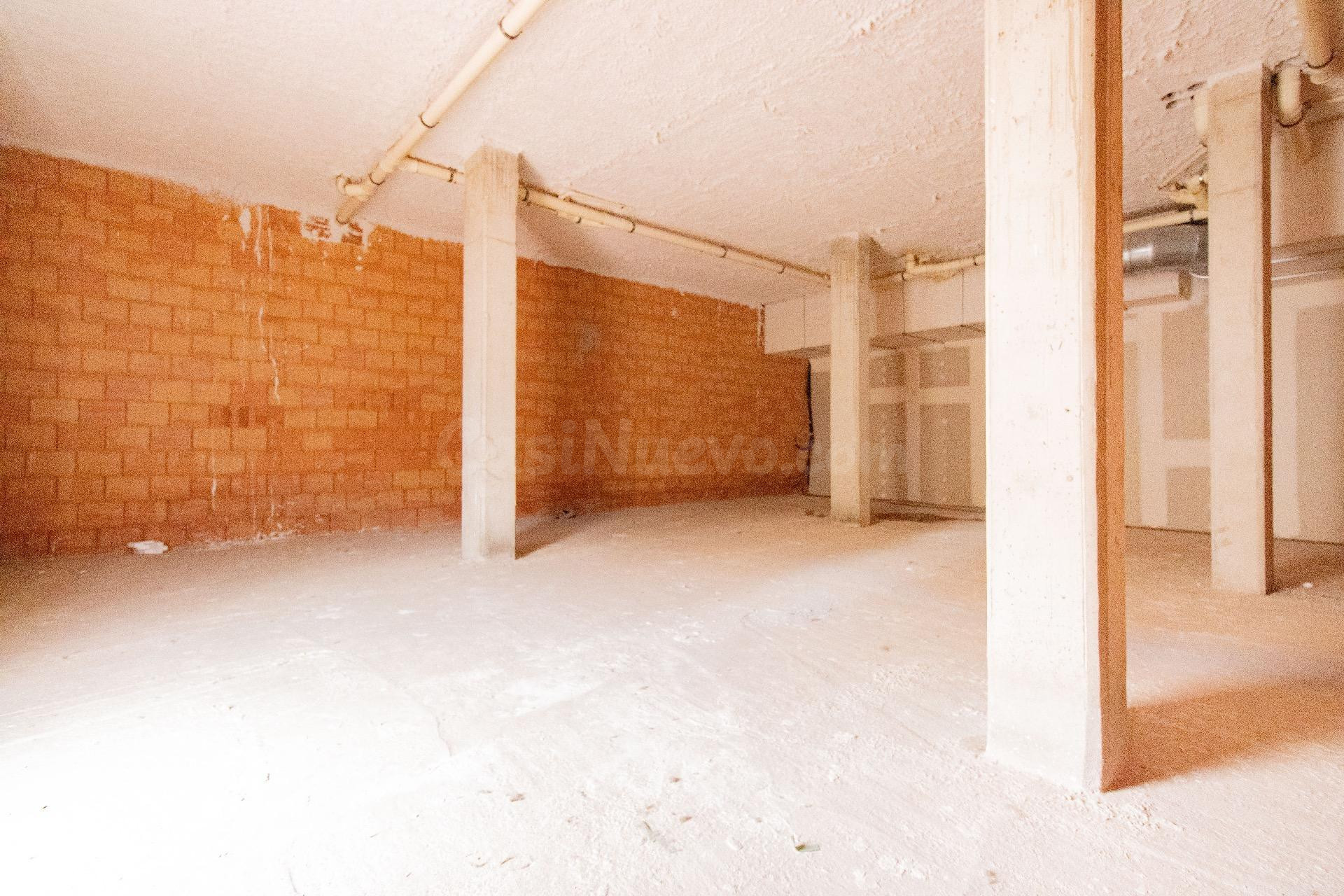 EN VENTA LOCAL COMERCIAL EN PUERTO DE SAGUNTO - foto 3