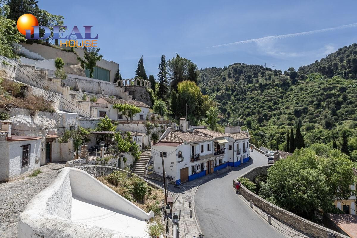 Propiedad única en Camino del Sacromonte con vistas a la Alh - foto 4