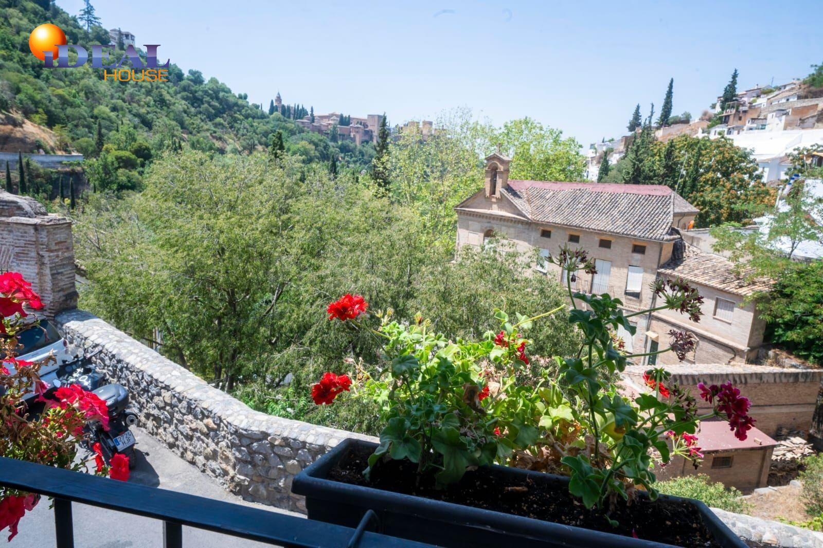 Propiedad única en Camino del Sacromonte con vistas a la Alh - foto 5