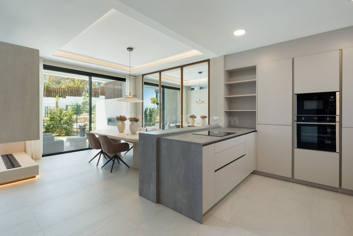Adosado 4 habitaciones 280m² en venta - Torre real - foto 4