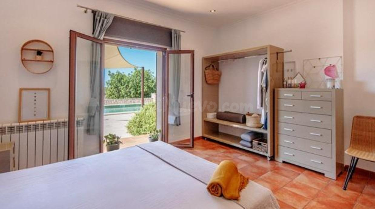 Encantadora vivienda unifamiliar con vistas despejadas a Cab - foto 4