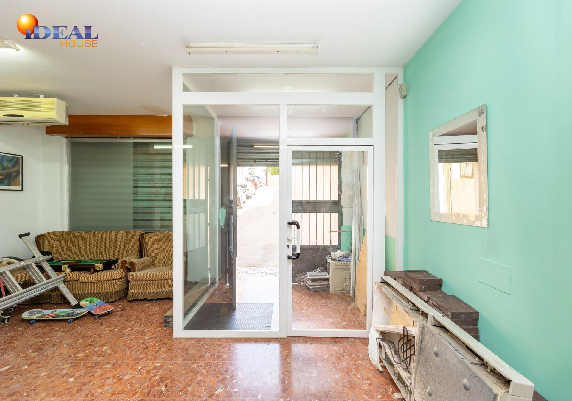 LOCAL COMERCIAL CON 100M2 EN LA ZUBIA - foto 4