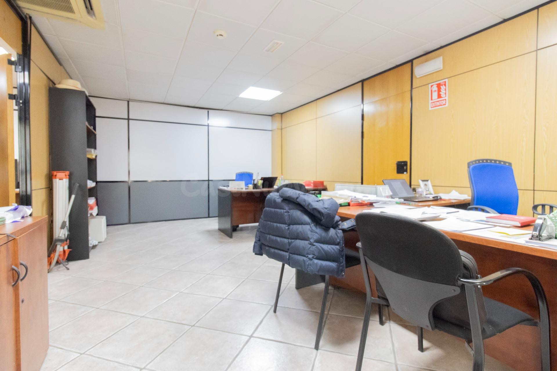 ALQUILER DE OFICINA EN MUSEROS! - foto 3