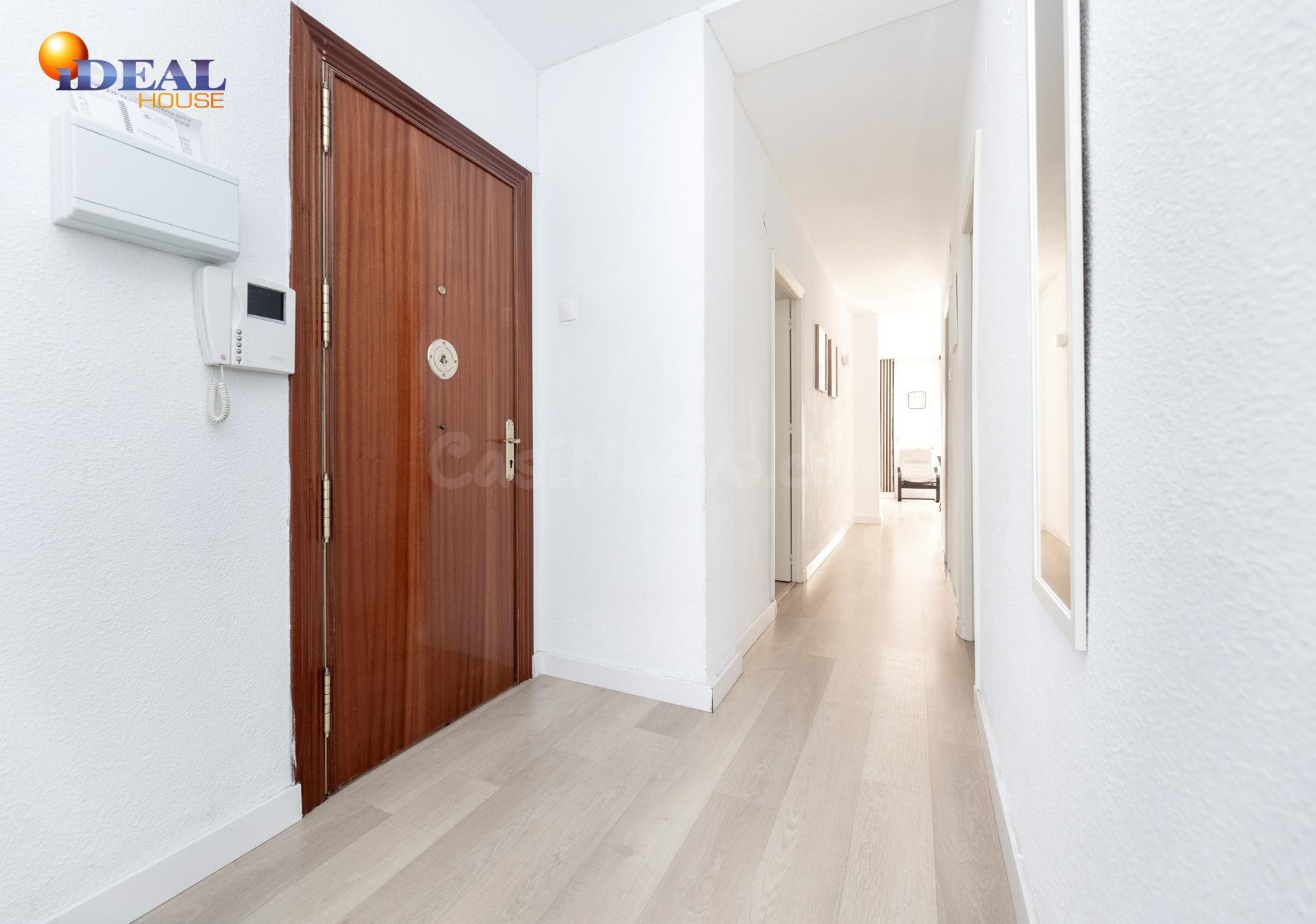4 Dormitorios + Licencia Turística en vigor | Carril del Pic - foto 3