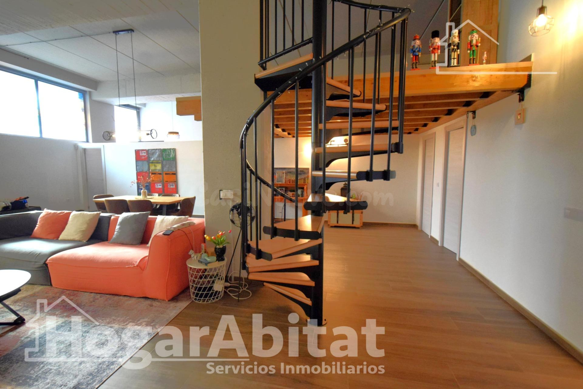 ¡OPORTUNIDAD! ESTUDIO TIPO LOFT REFORMADO Y MUY AMPLIO - foto 3