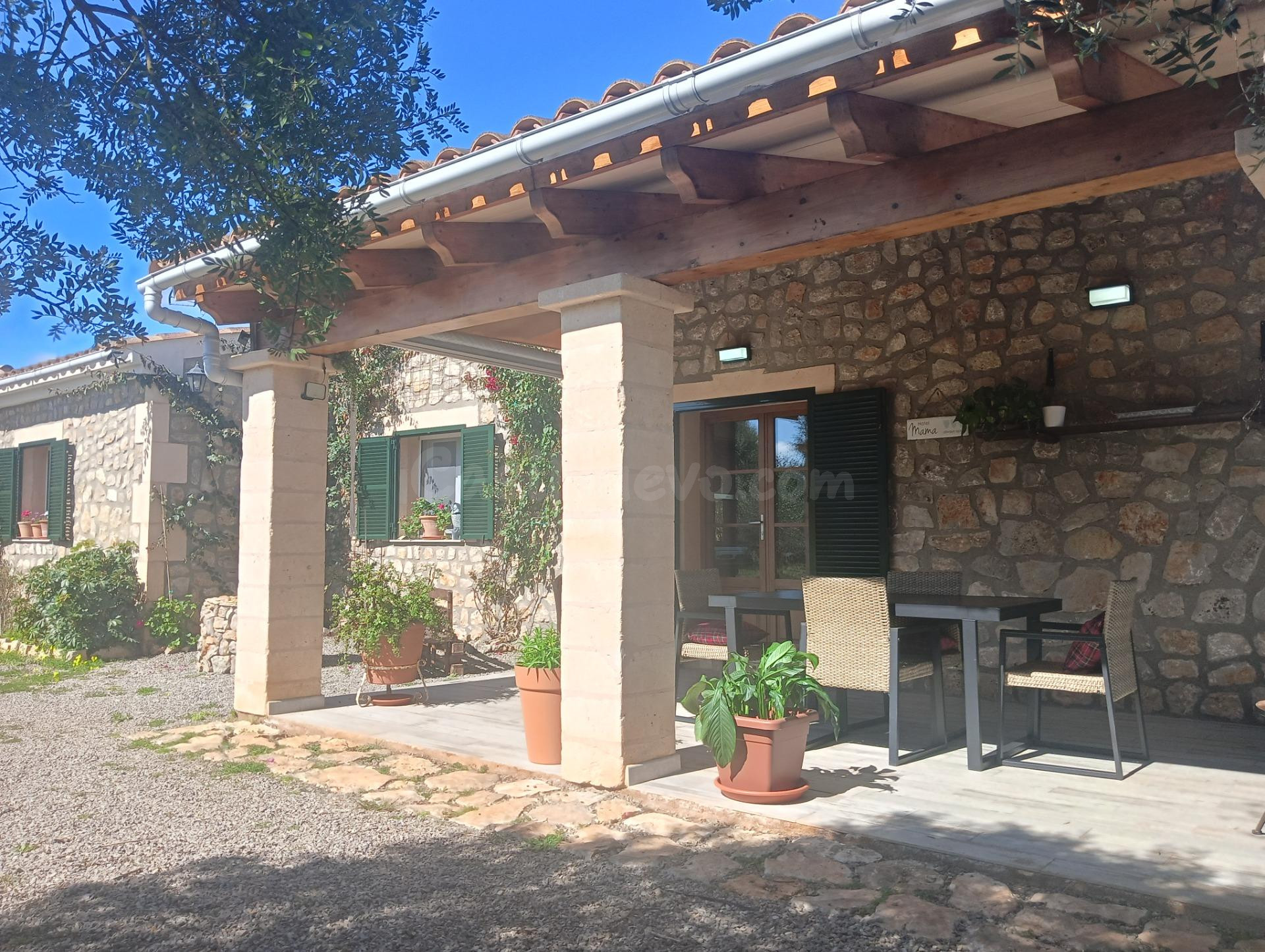 Finca de obra nueva (2024) con vistas y pura diversión a 5 m