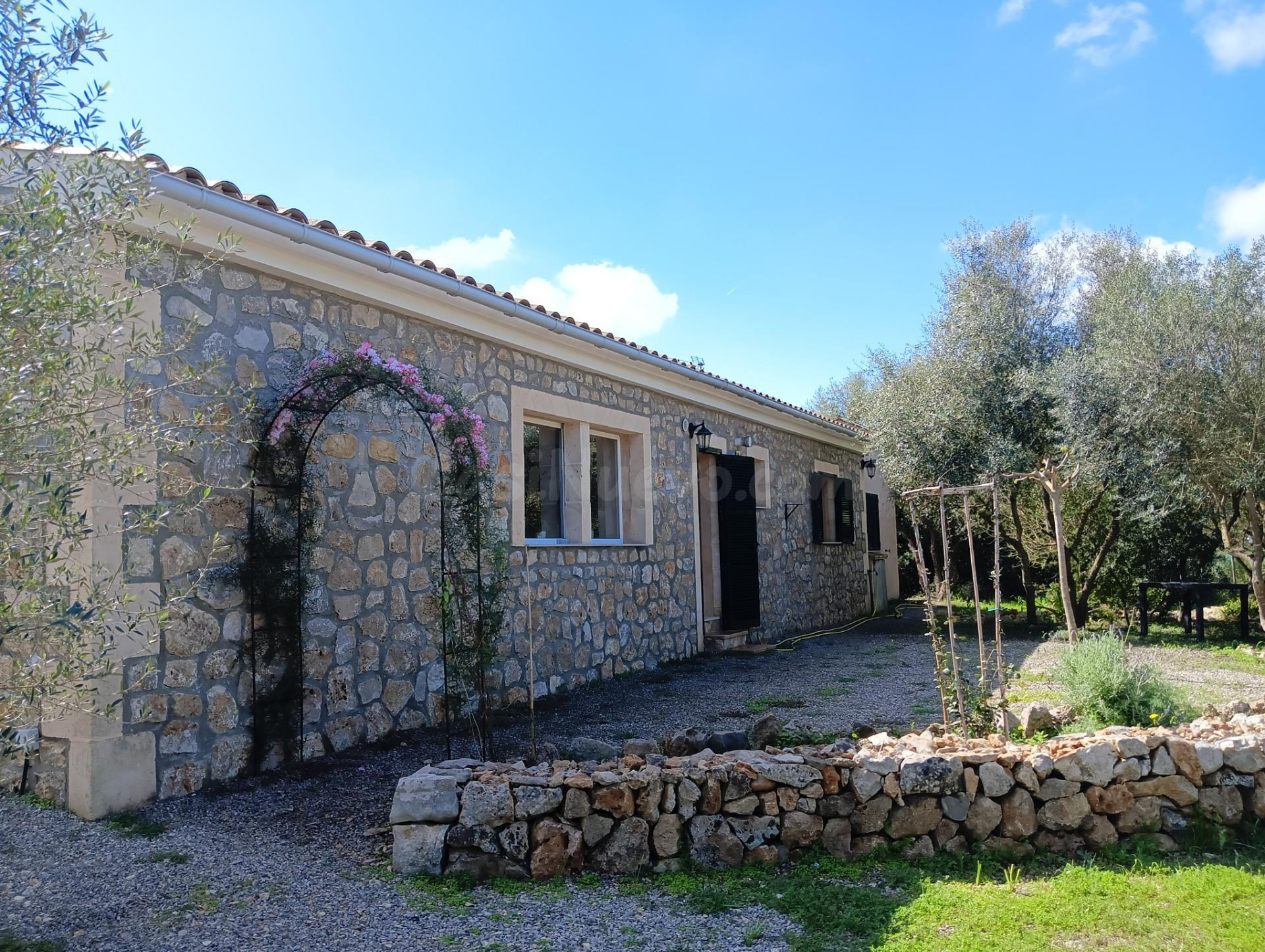 Finca de obra nueva (2024) con vistas y pura diversión a 5 m - foto 2