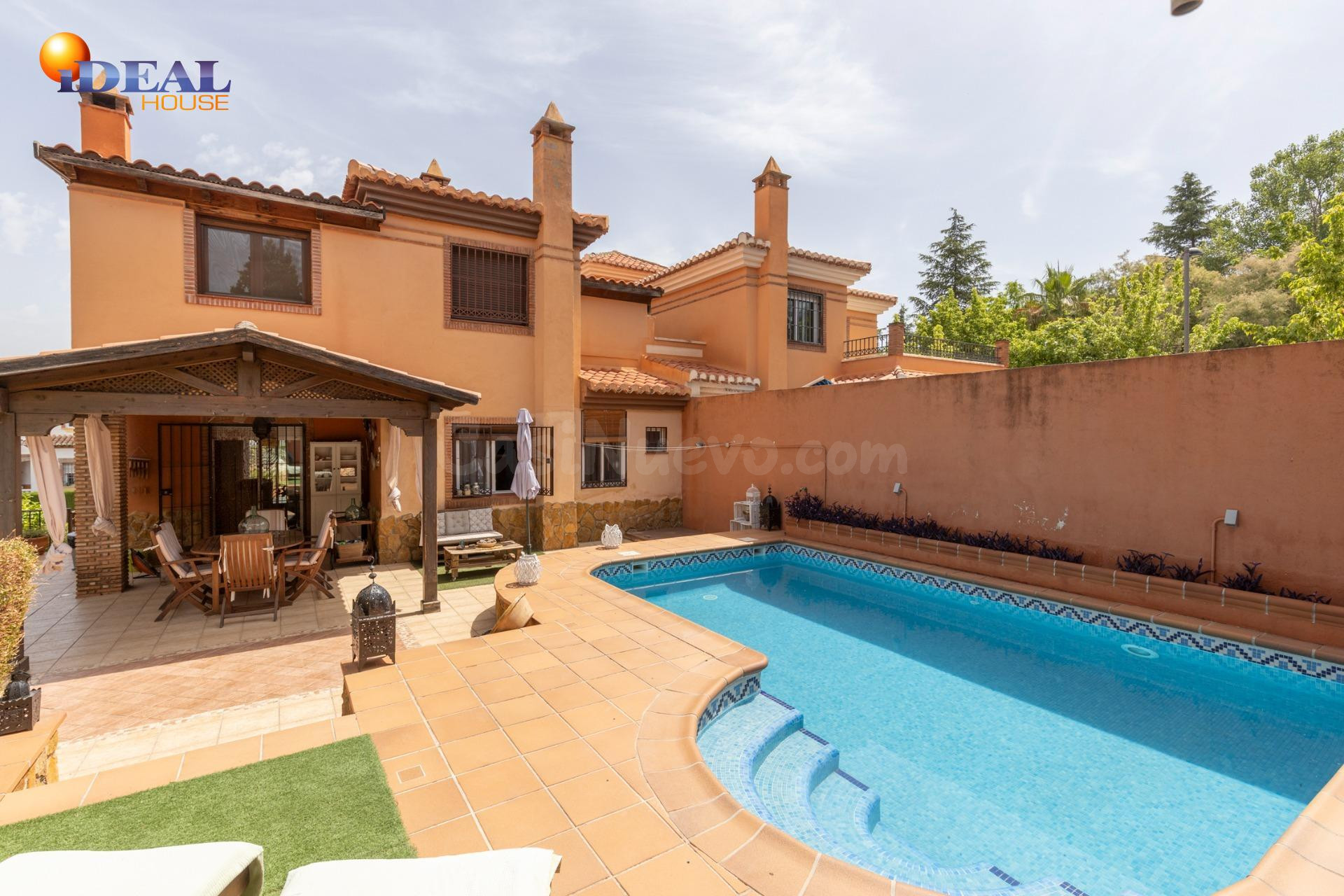 Exclusiva vivienda premium en La Zubia - foto 2