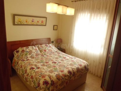 Piso de 3 dormitorios en el Ensanche. - foto 5