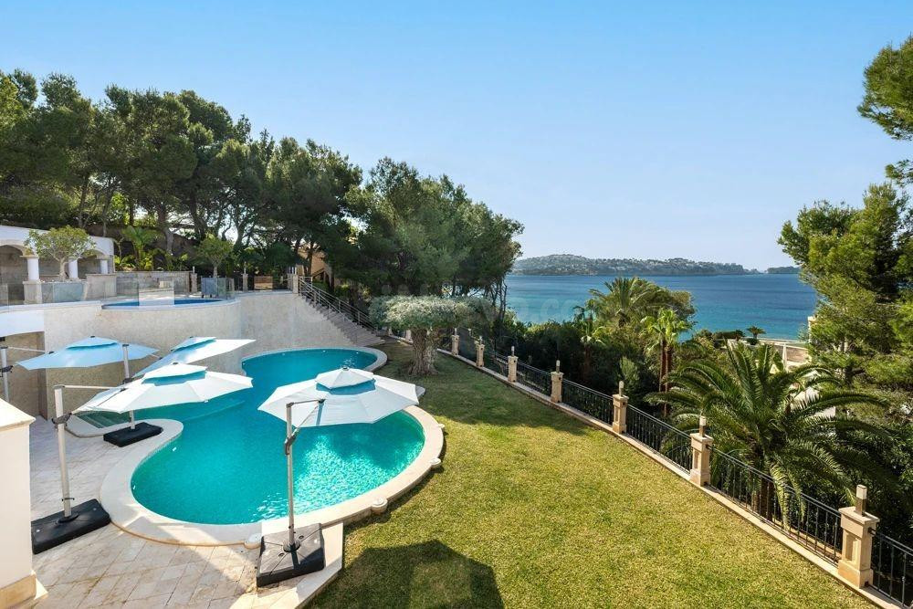 Villa de lujo extraordinaria en primera línea de mar con vis - foto 3