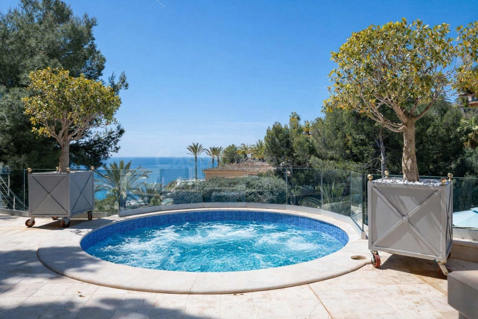Villa de lujo extraordinaria en primera línea de mar con vis - foto 4