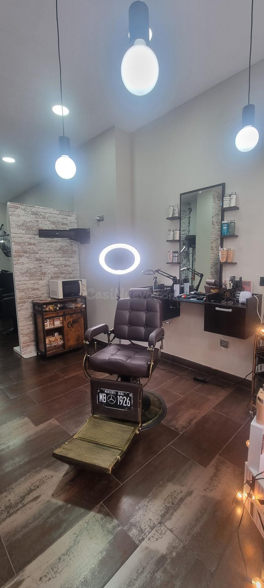 Negocio de peluquería para compartir con barbería - foto 2