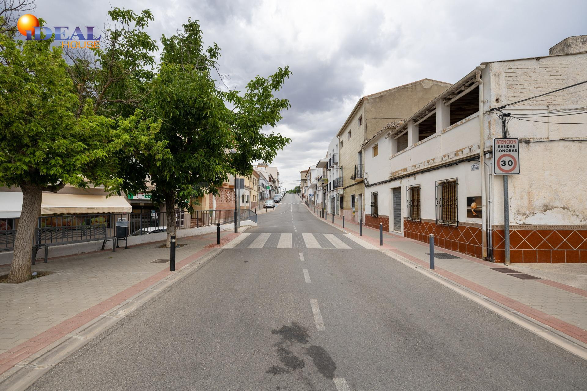 ¡Tu hogar ideal te espera en Moraleda de Zafayona!