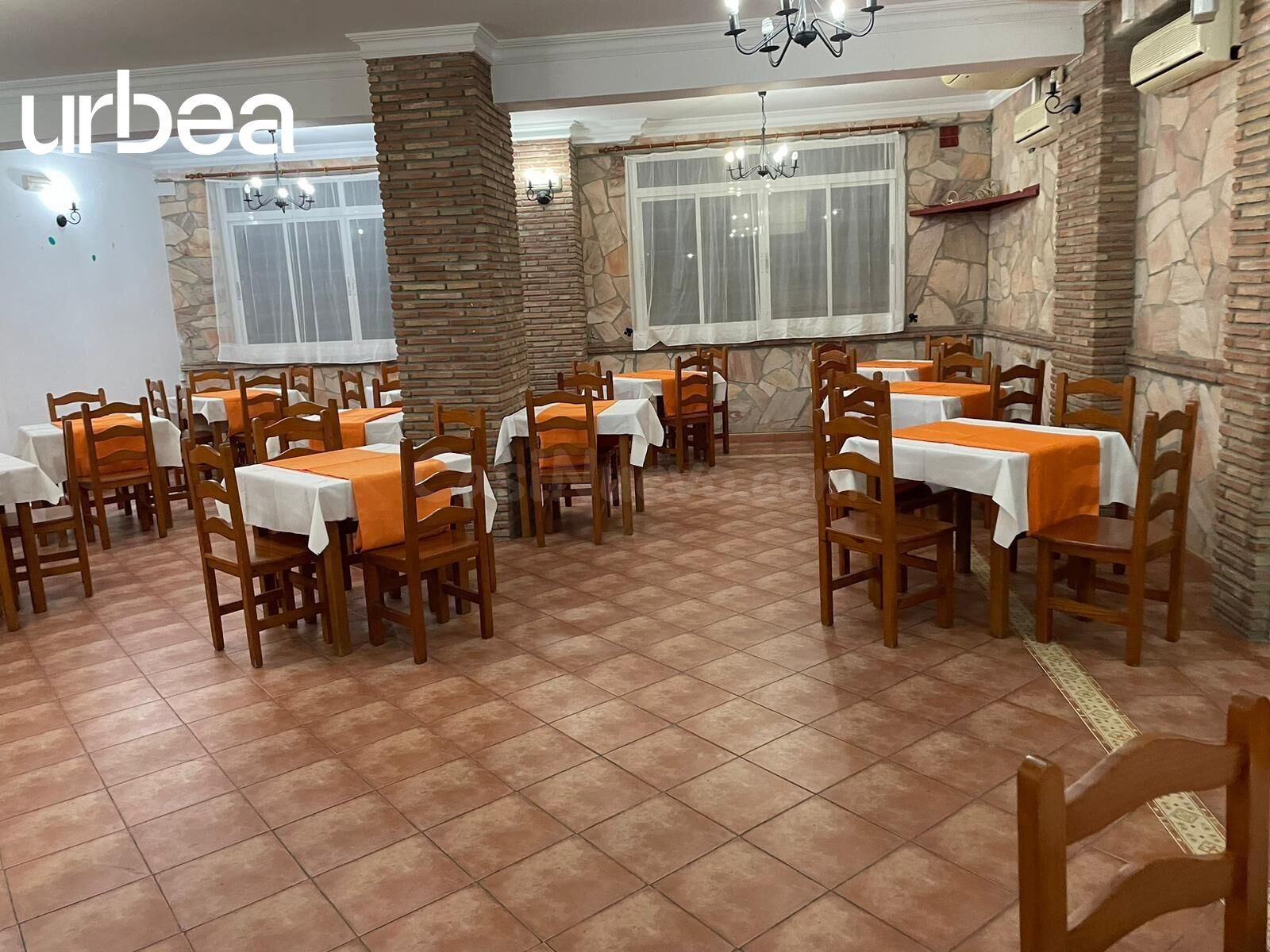 Negocio 150m² en venta - Chilches costa - foto 4