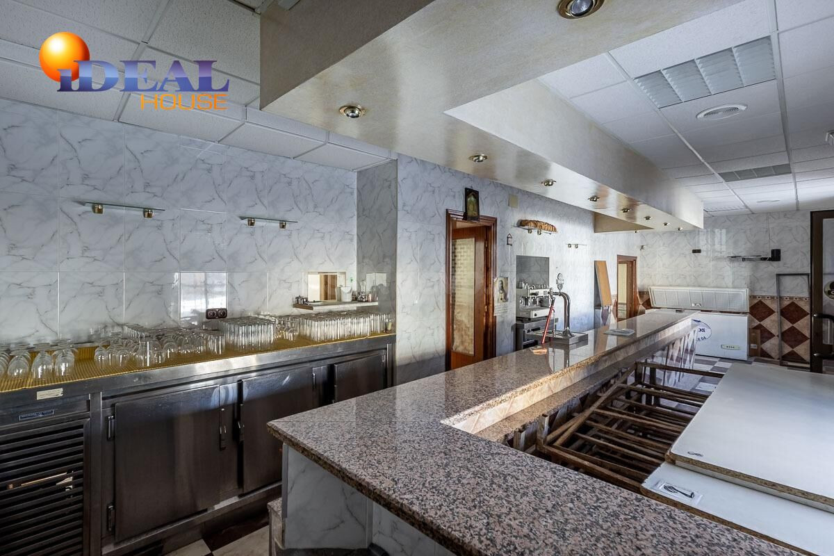 EDIFICIO CON VIVIENDA Y BAR RESTAURANTE EN CIJUELA. - foto 5