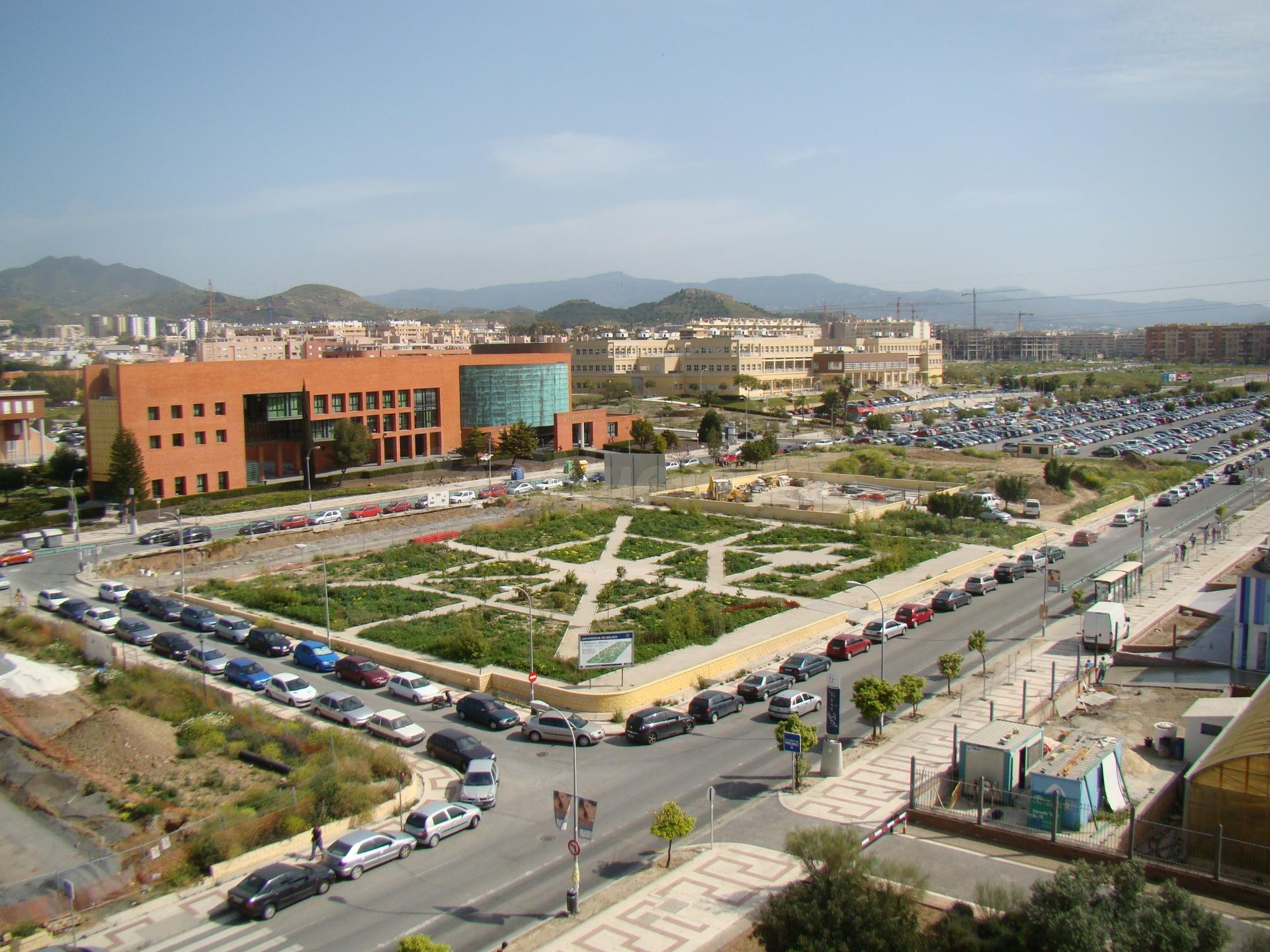 ROMERAL-UNIVERSIDAD PISO CON PISCINA, GJE Y TRASTERO - foto 3