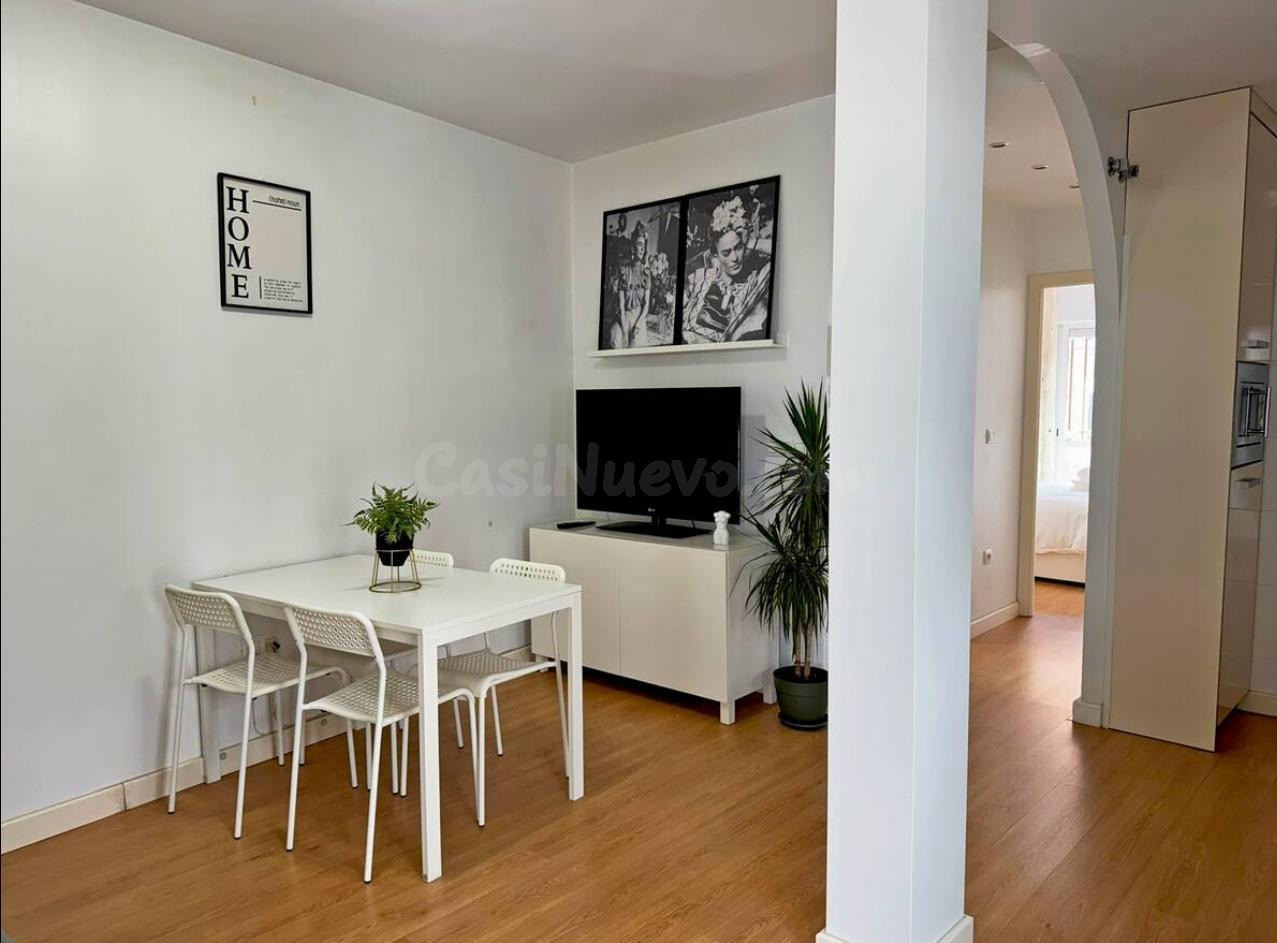 PISO EN ZONA CENTRO CON GARAJE Y TRASTERO OPCIONAL - foto 2