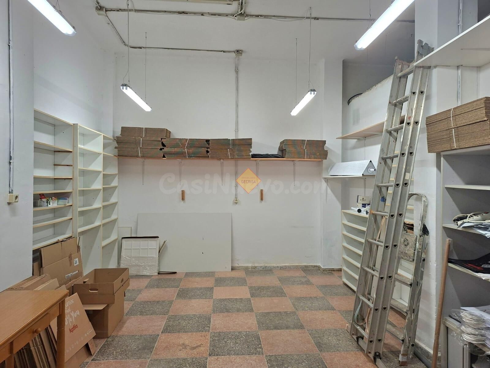 Oportunidad Inmobiliaria en Burjassot: Amplio Local Comercia - foto 2