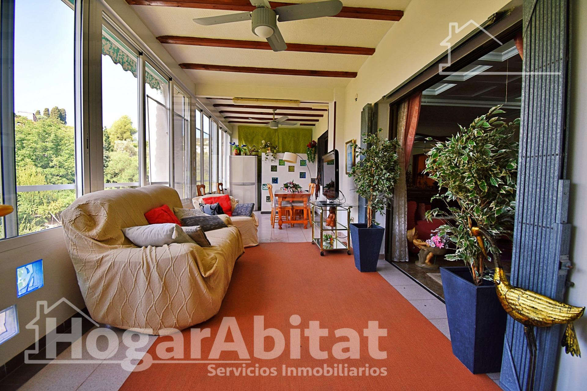 PRECIOSA CASA CON TERRAZA Y GARAJE EN ENTORNO NATURAL