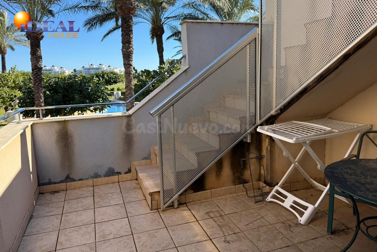 Venta de piso en Roquetas de Mar (Almería) - foto 2