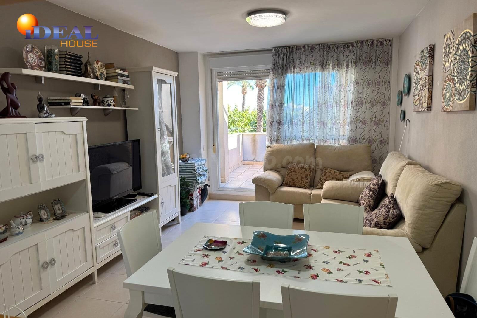 Venta de piso en Roquetas de Mar (Almería) - foto 3