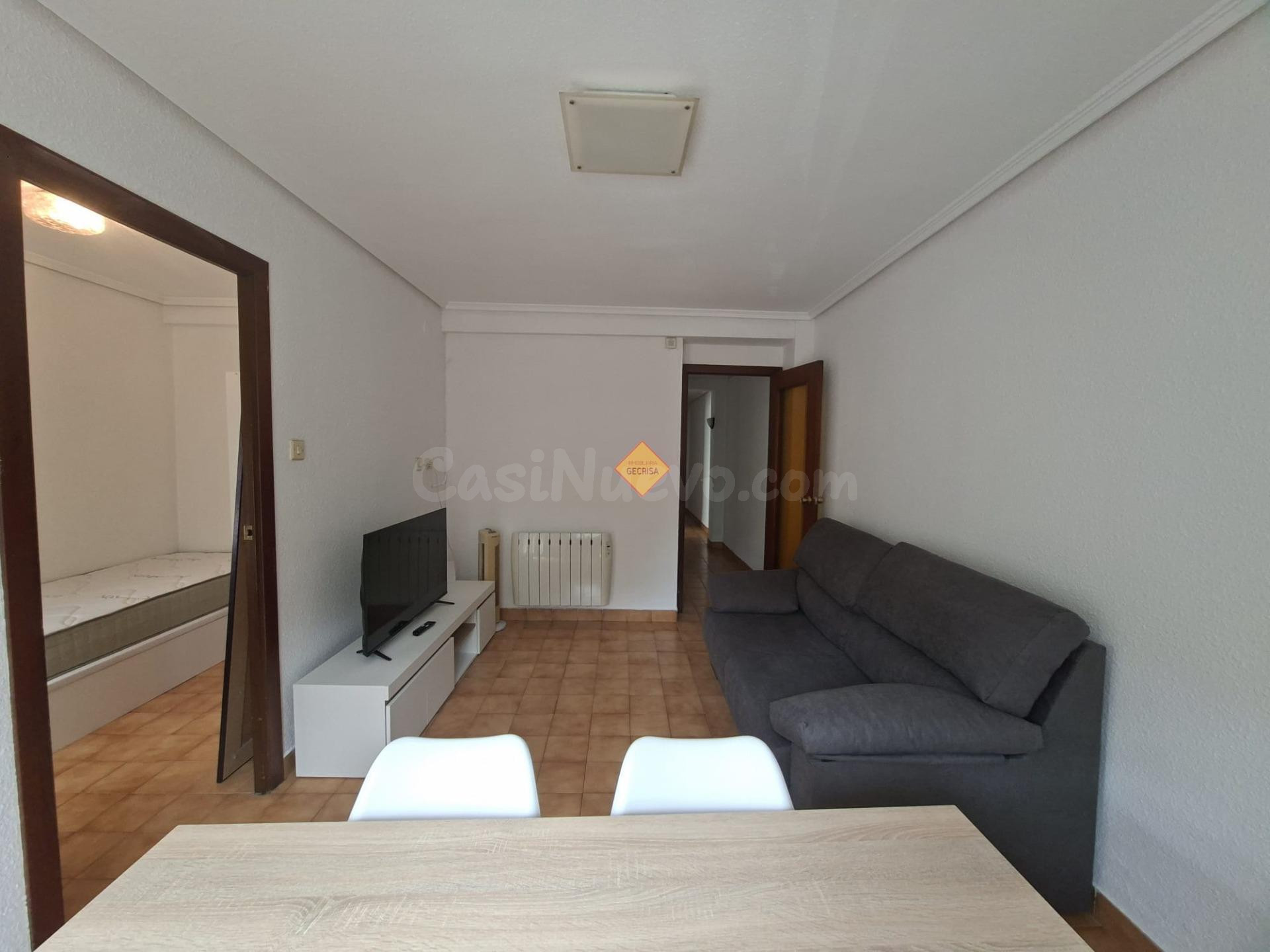 PISO CON MUEBLES NUEVOS A ESTRENAR EN ALQUILER, CERCA DE LA  - foto 4