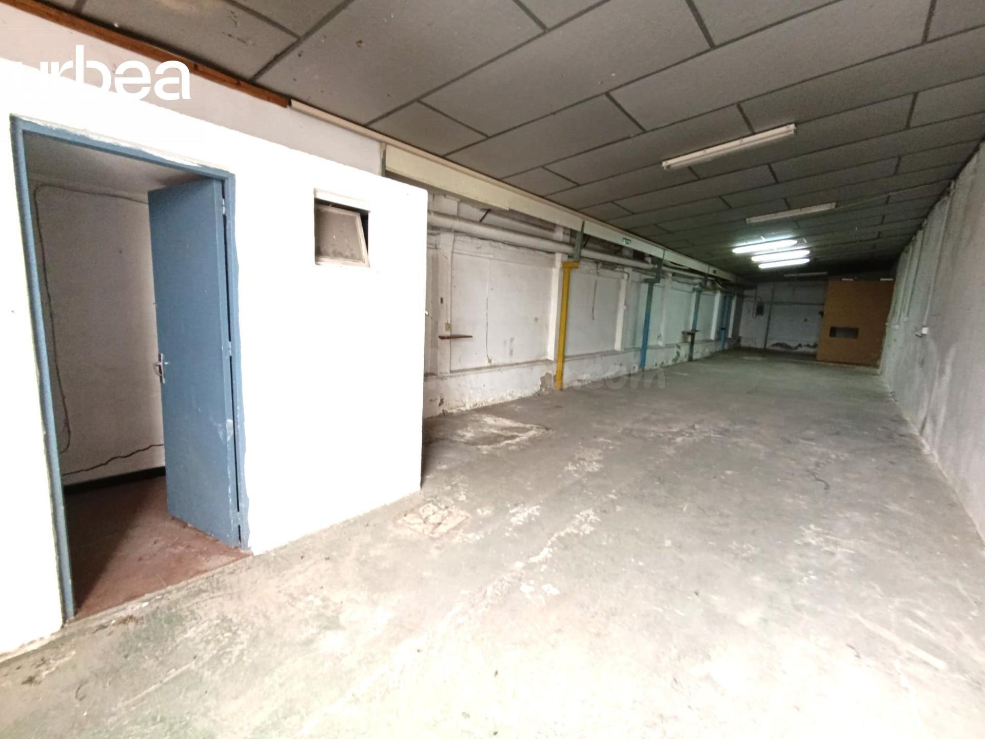 Nave industrial 447m² en venta - Polígonos - Recinto Ferial