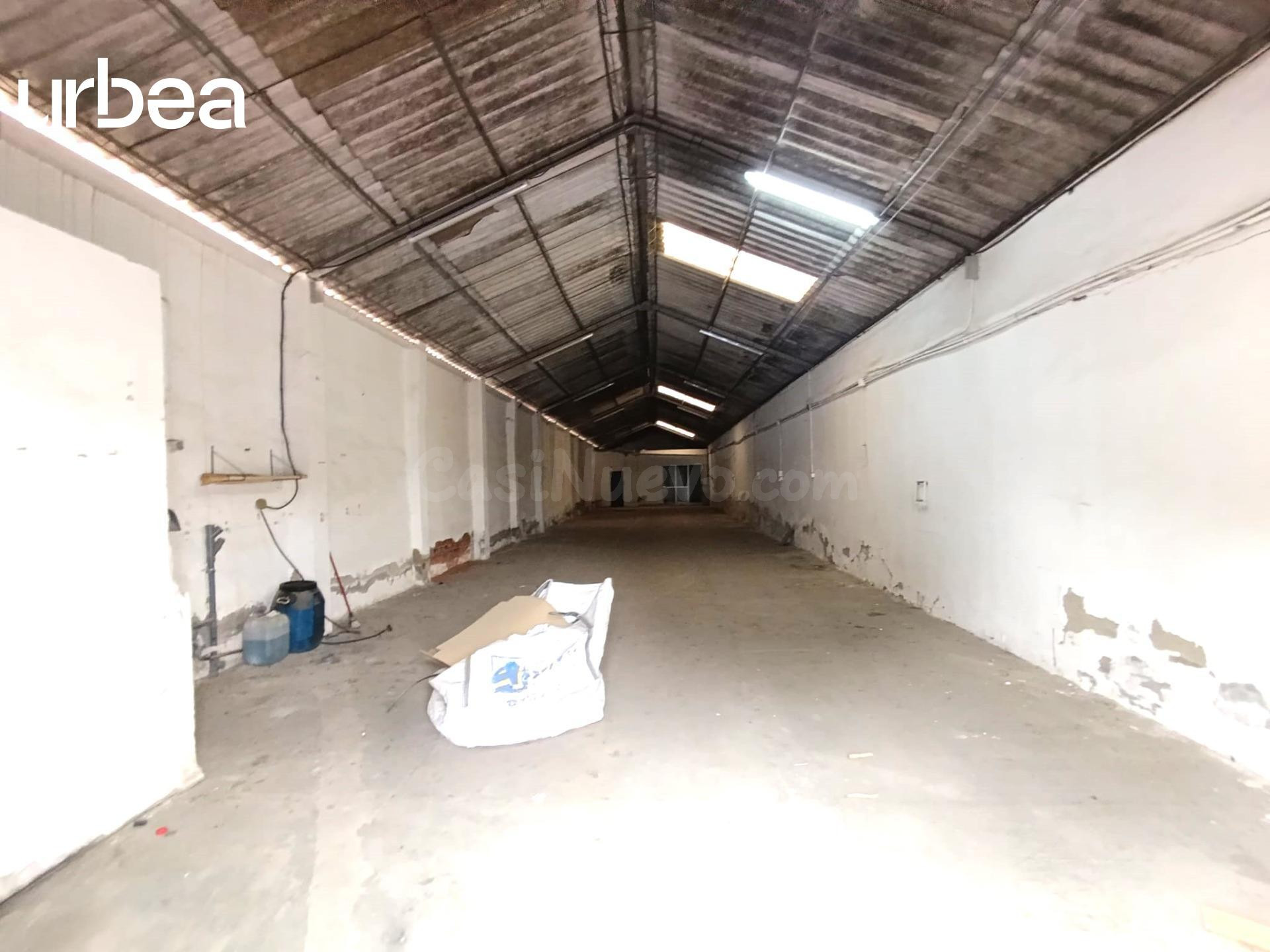 Nave industrial 447m² en venta - Polígonos - Recinto Ferial - foto 3