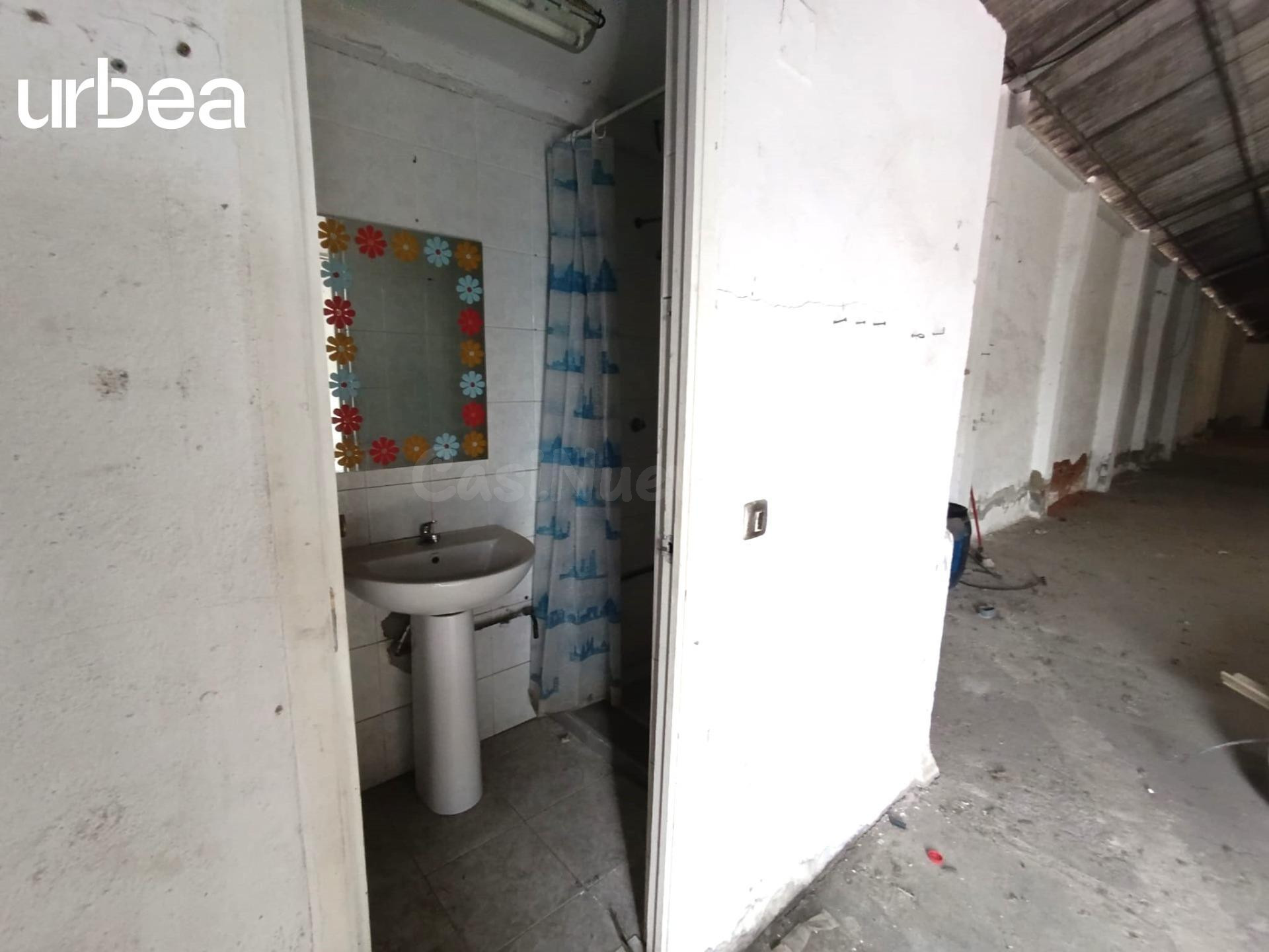 Nave industrial 447m² en venta - Polígonos - Recinto Ferial - foto 4