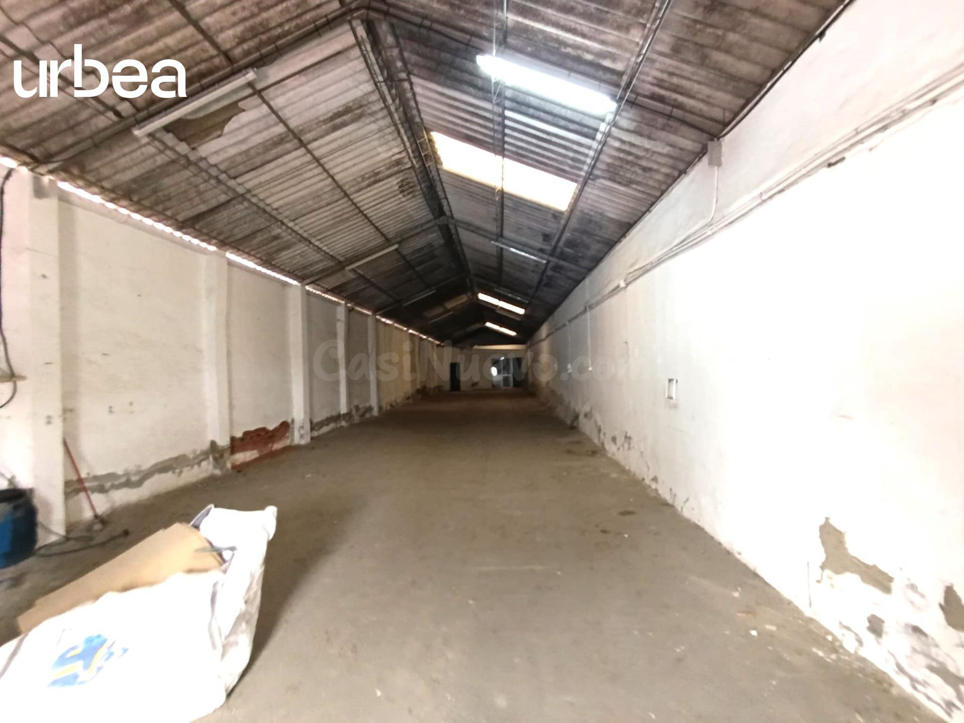 Nave industrial 447m² en venta - Polígonos - Recinto Ferial - foto 5