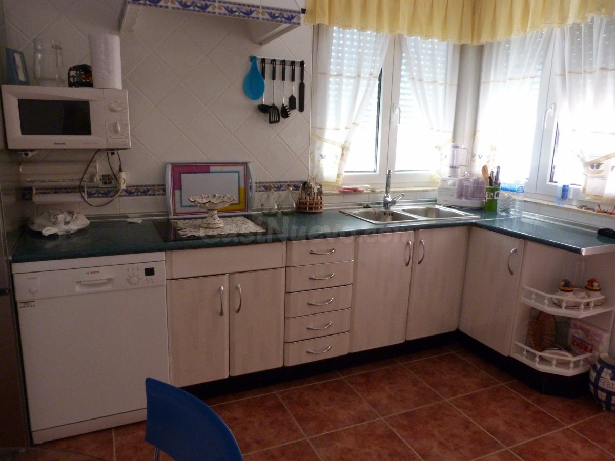 CHALET CUBILLAS DE SANTA MARTA URBANIZACION PAGO LAS VENTAS - foto 3