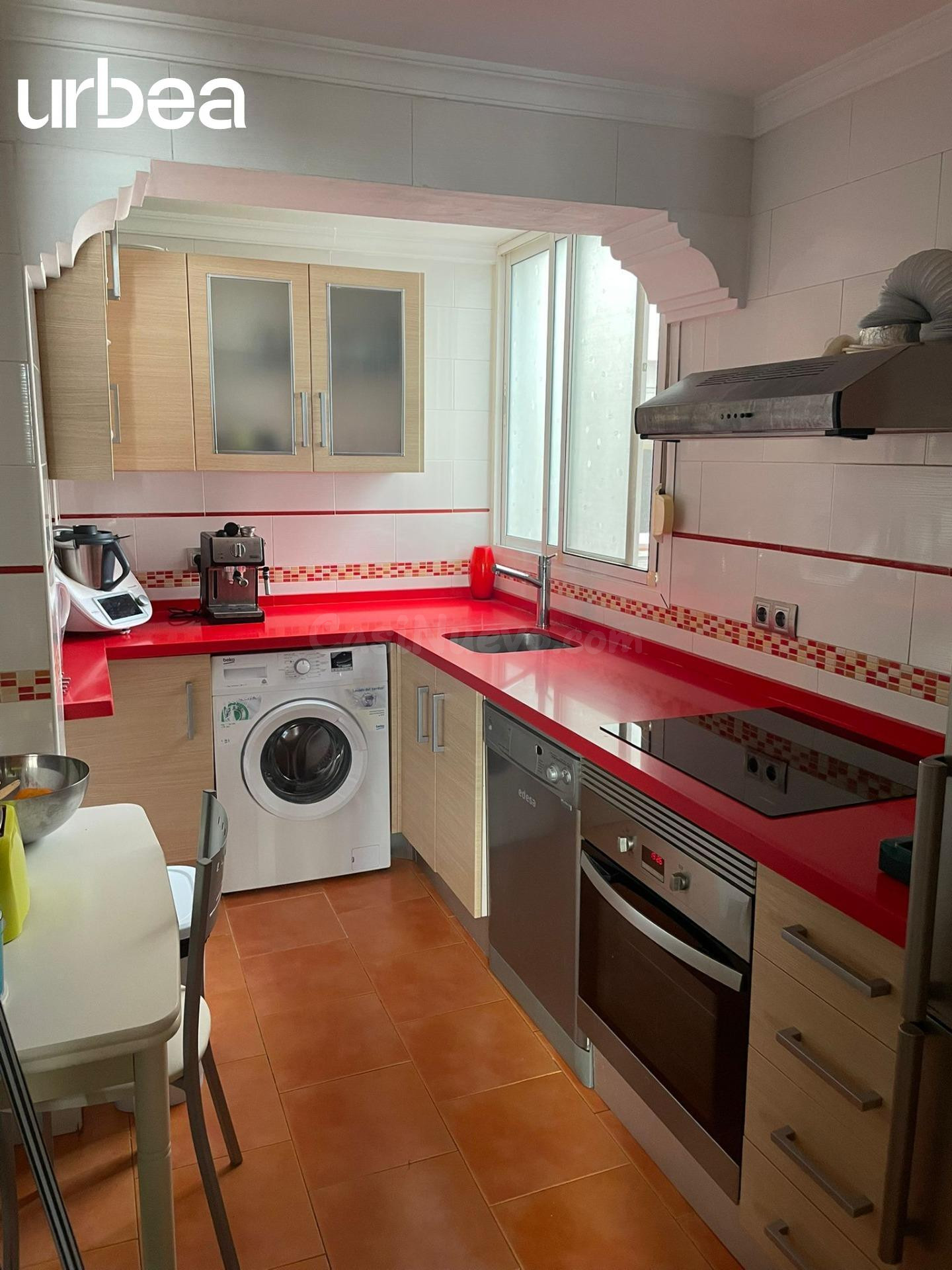 PISO EN VENTA DE DOS DORMITORIOS EN SEGUNDA PLANTA SIN ASCEN
