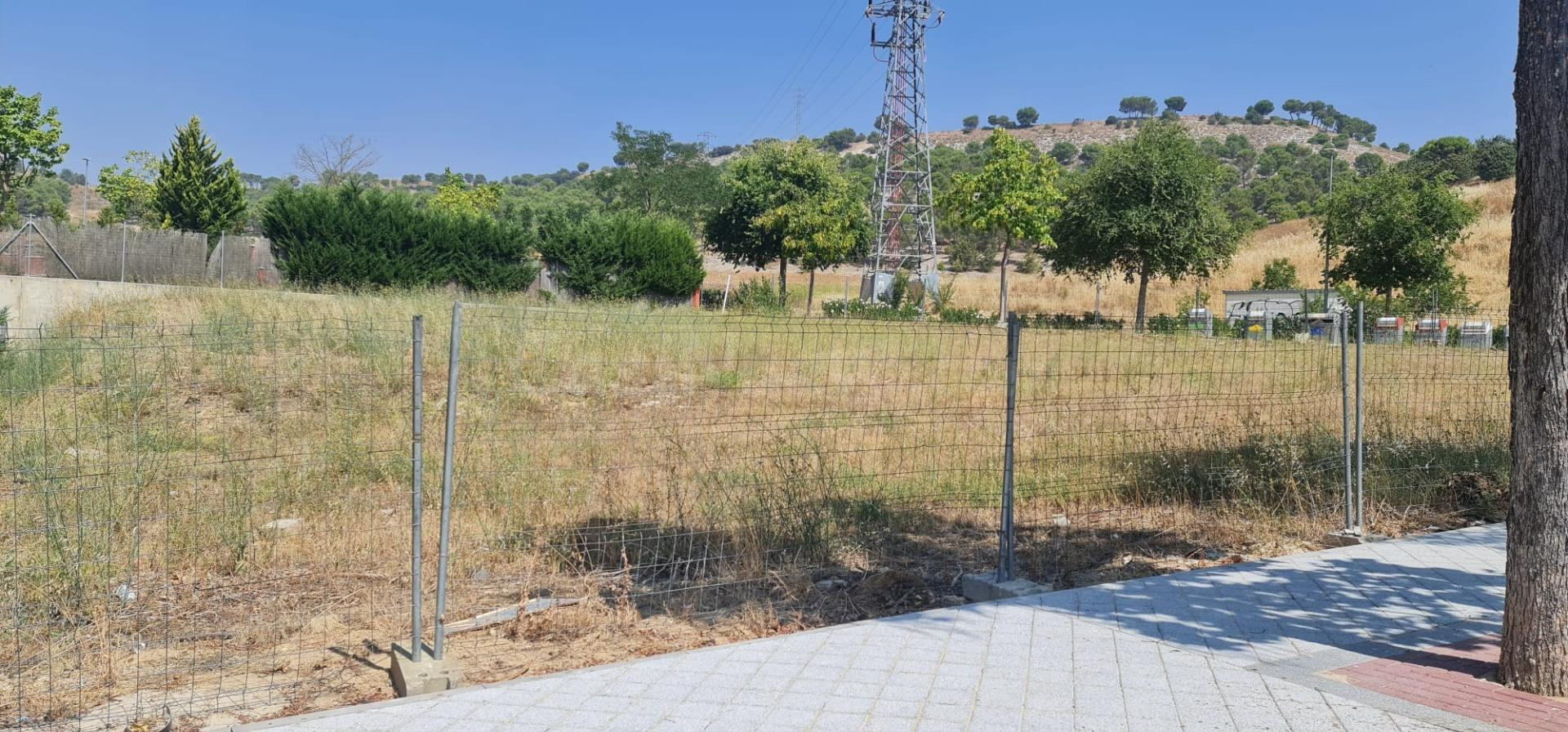 PARCELA EN SOTOVERDE (ARROYO DE LA ENCOMIENDA) - foto 2