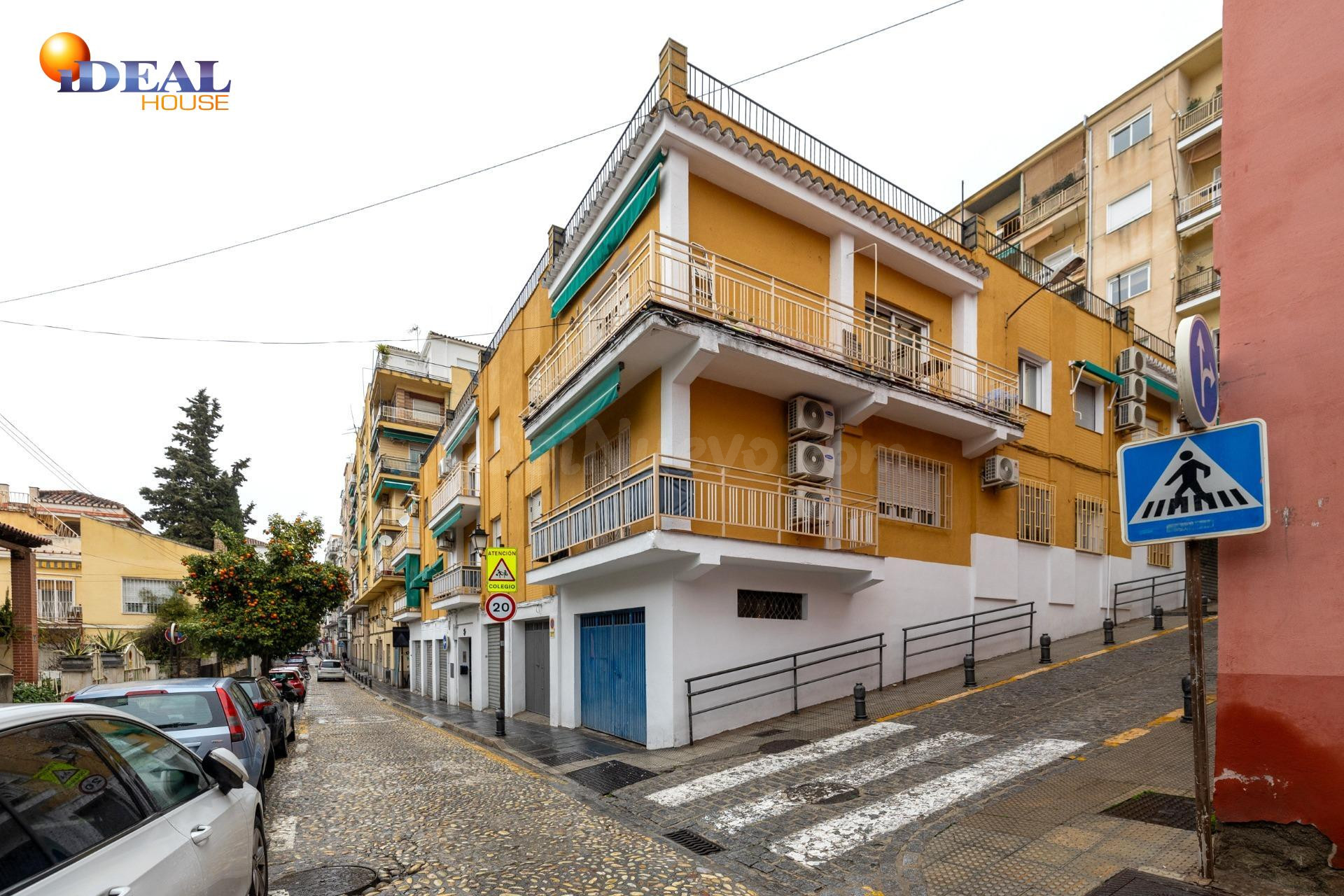 Piso de tres dormitorios en el Realejo