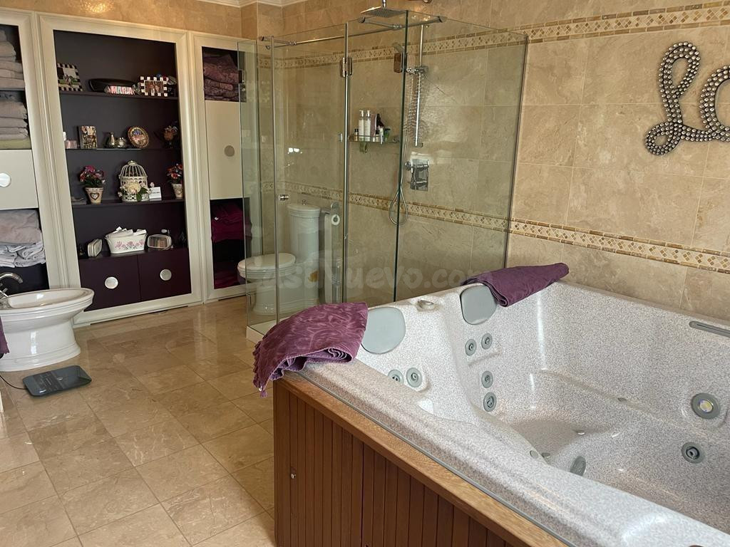 ESPECTACULAR CHALET EN LAGUNA DE DUERO - foto 5