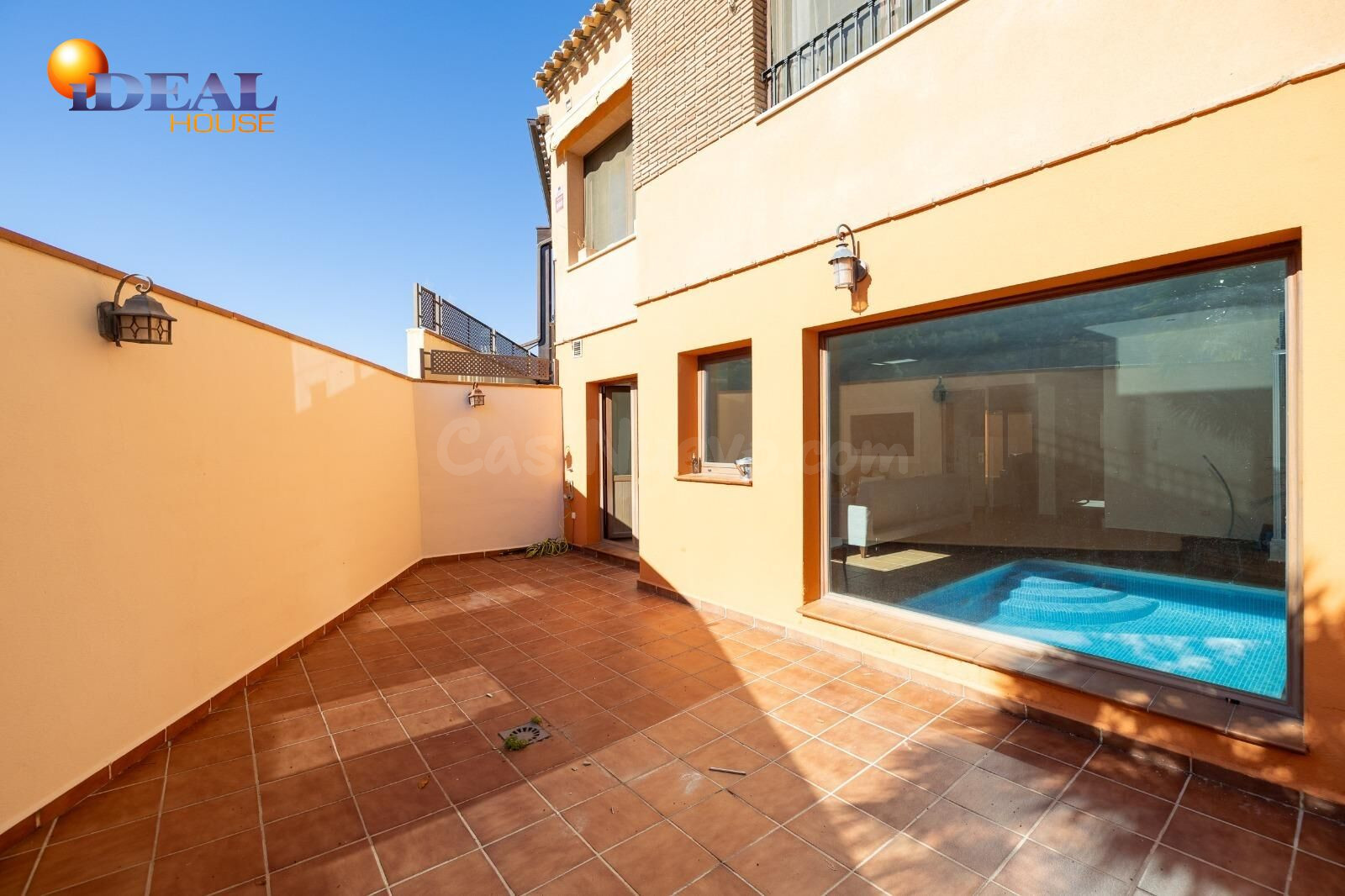 ESPECTACULAR CASA ADOSADA CON PISCINA INDEPENDIENTE - foto 5